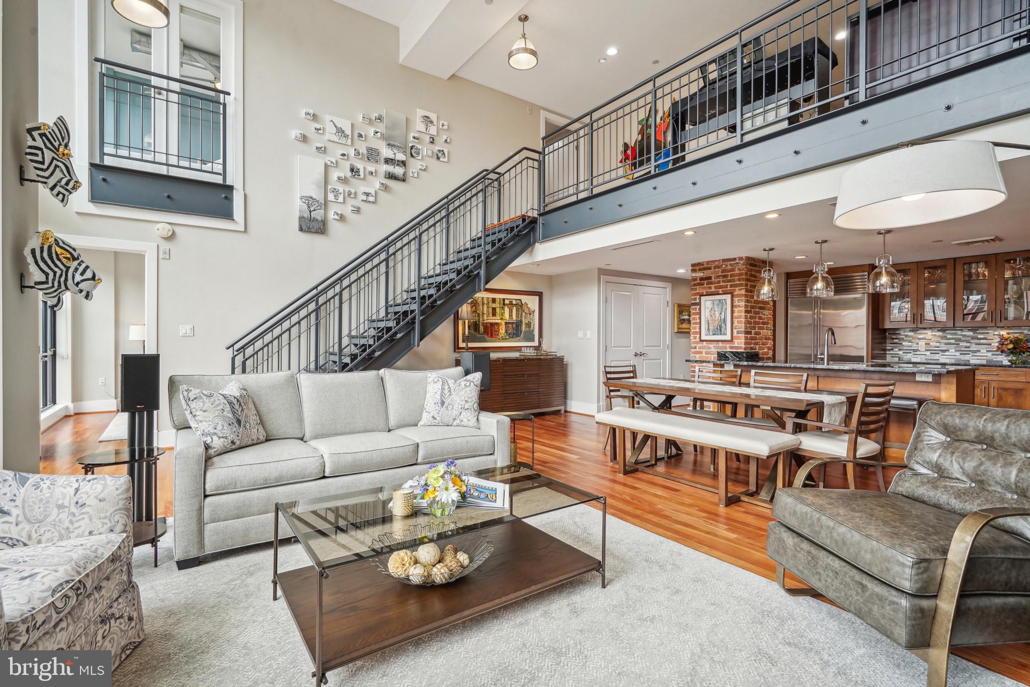 RADNOR - FORT MYER HEIGHTS - Residential