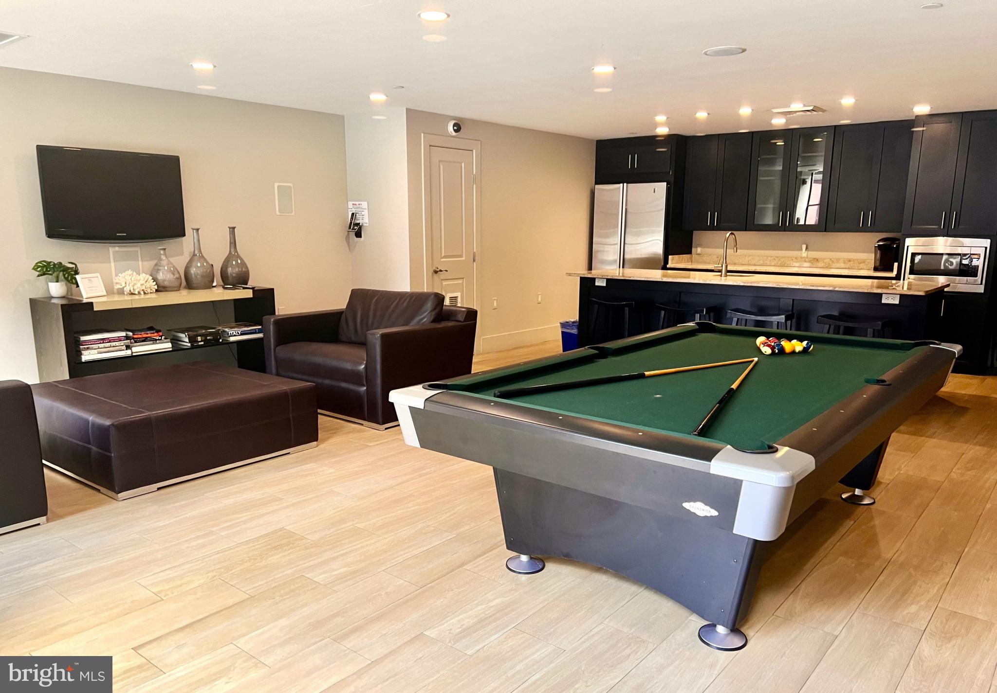 RADNOR - FORT MYER HEIGHTS - Residential