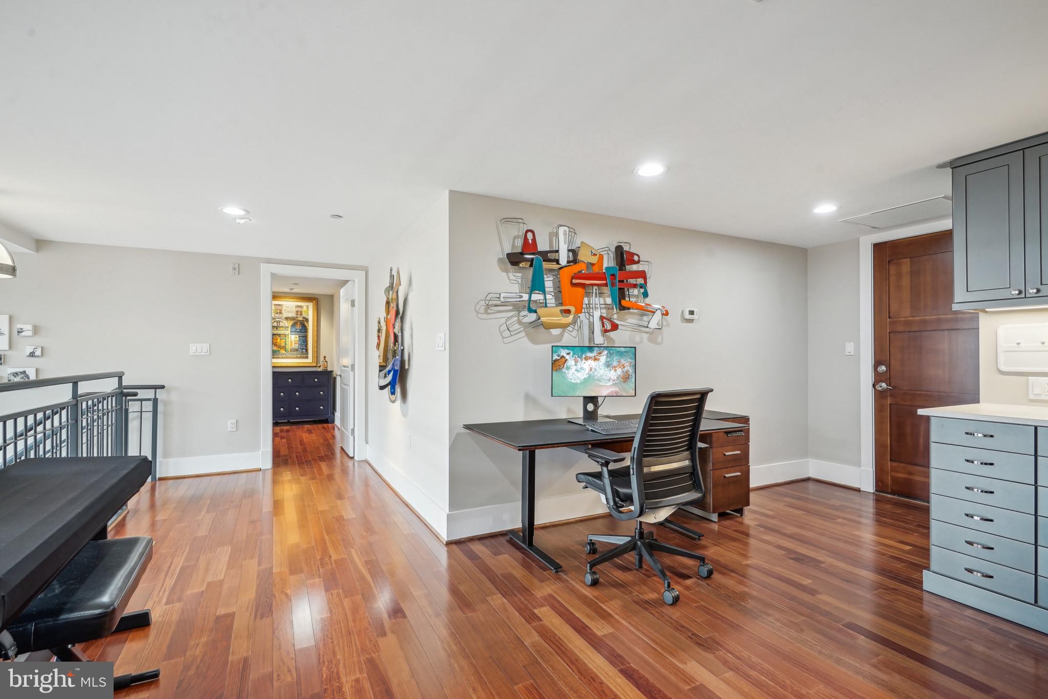 RADNOR - FORT MYER HEIGHTS - Residential