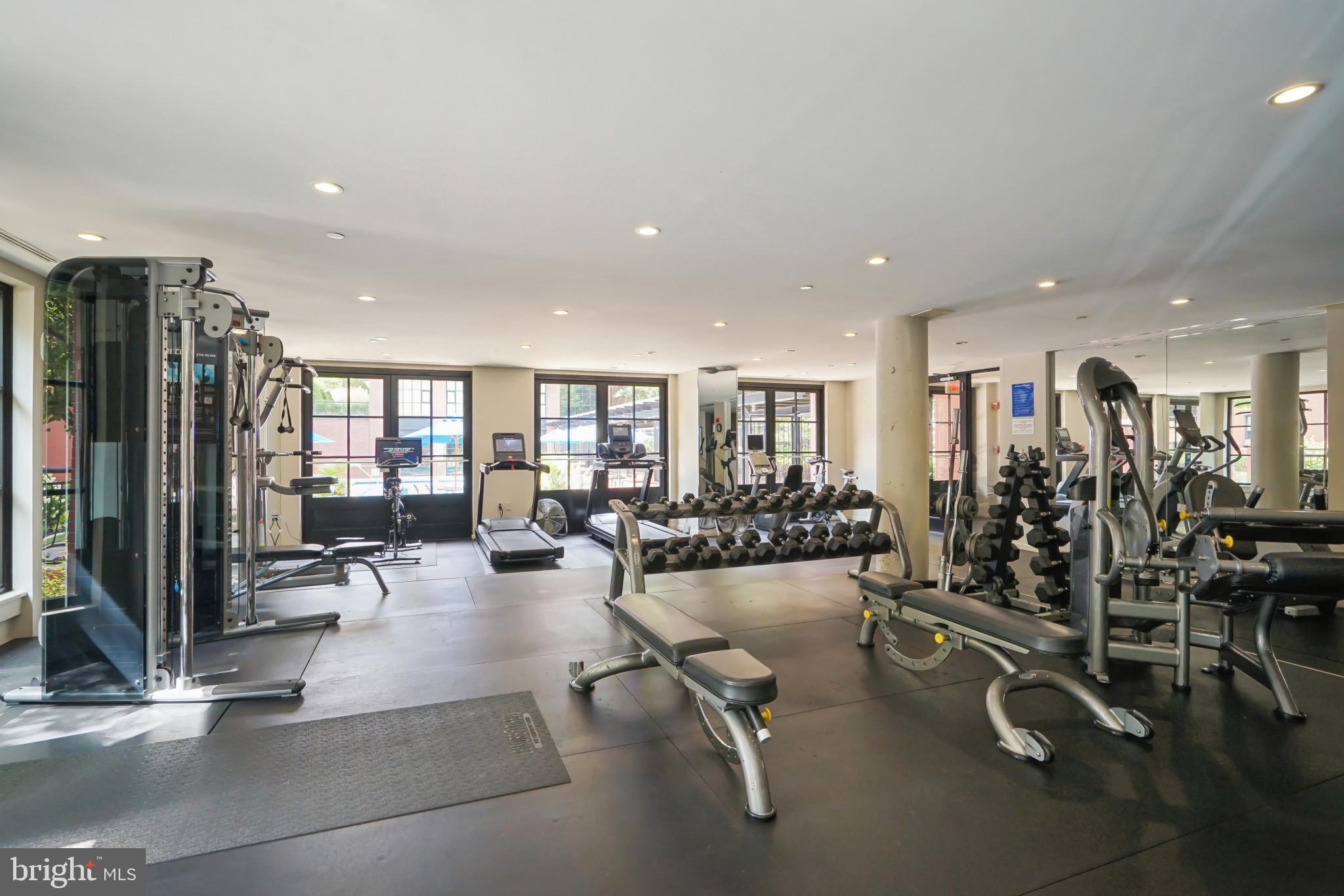 RADNOR - FORT MYER HEIGHTS - Residential