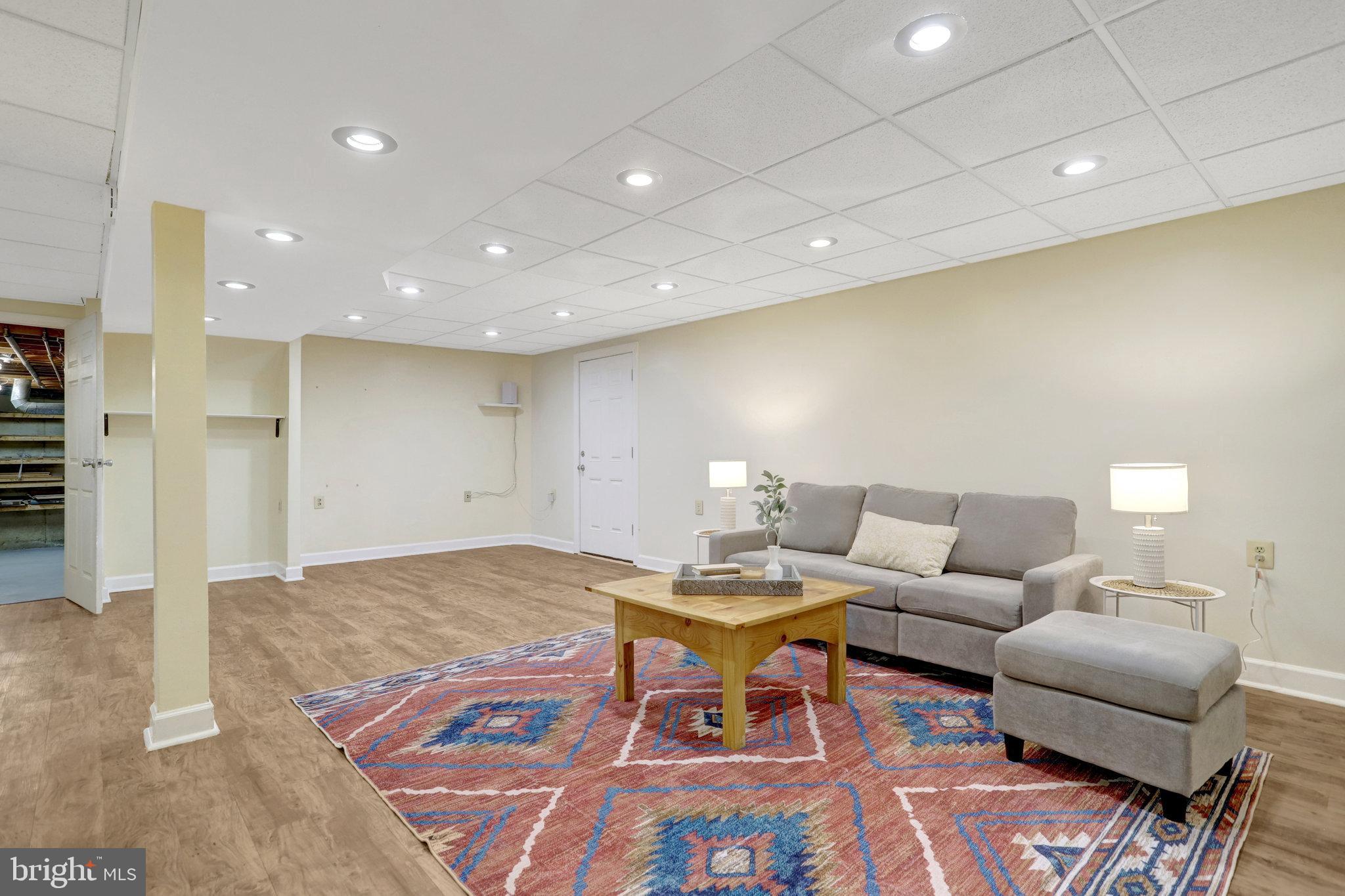 ROLLING FOREST - Residential