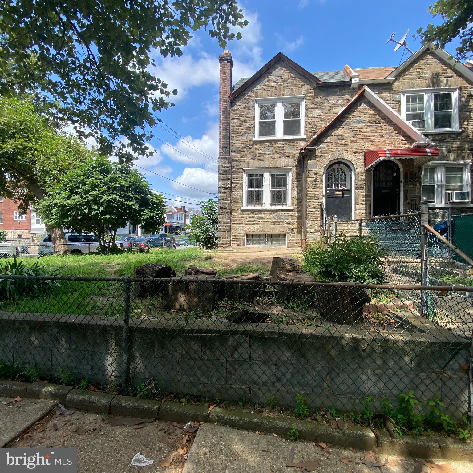 PHILADELPHIA (NORTHEAST) - Residential