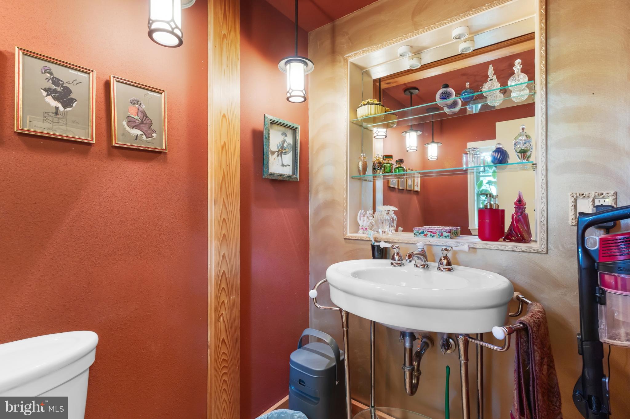 HARLEYSVILLE - Residential