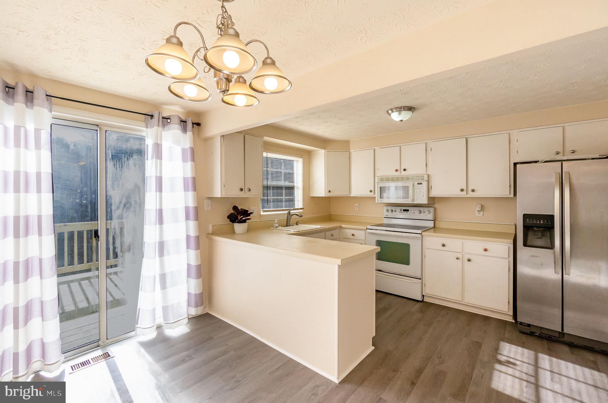 GREENBRIER HILLS - Residential