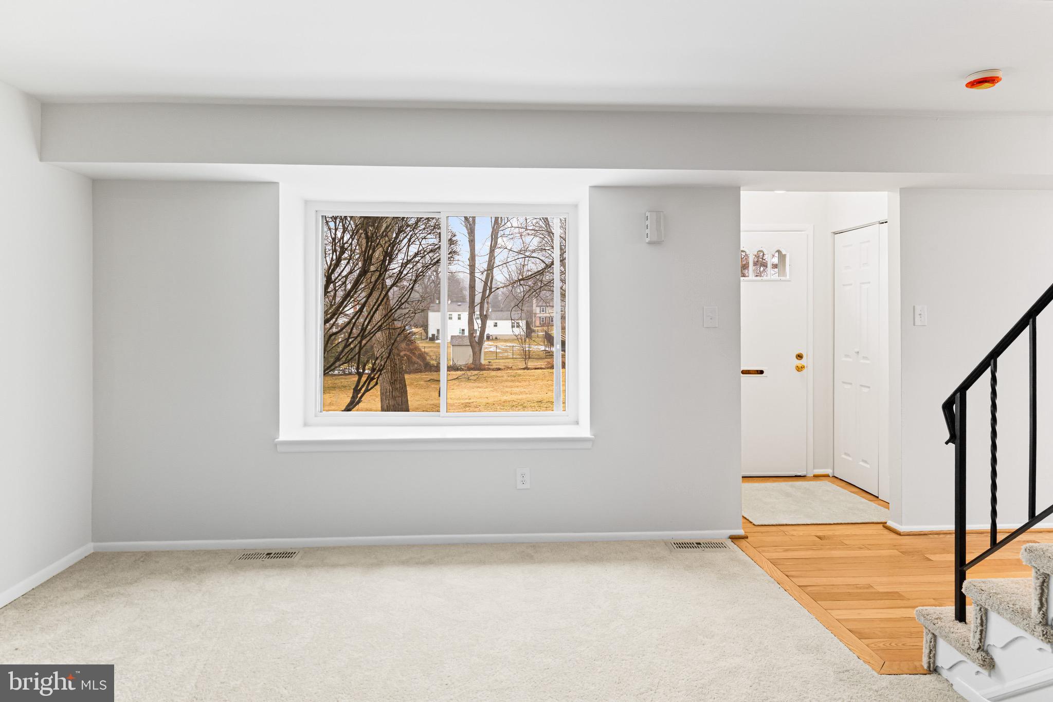 INTERNATIONAL VIL - Residential