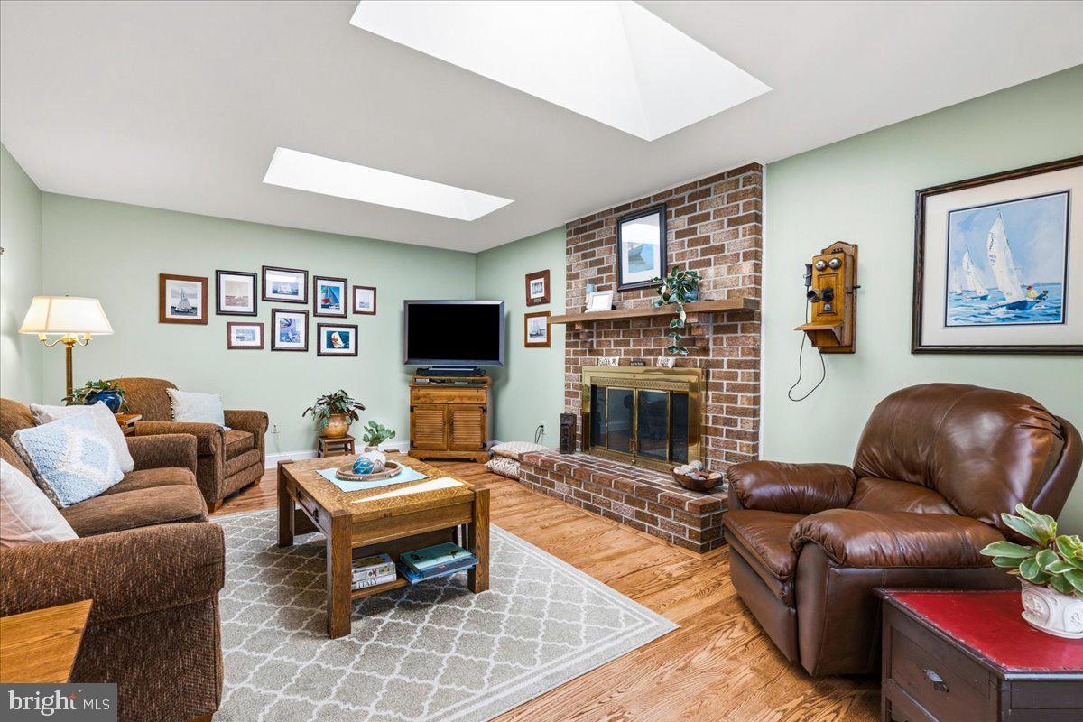 SHIPLEYS CHOICE - Residential