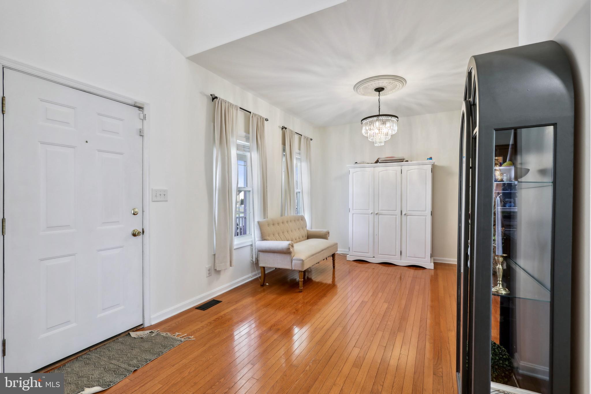 MILLS FARM - Residential