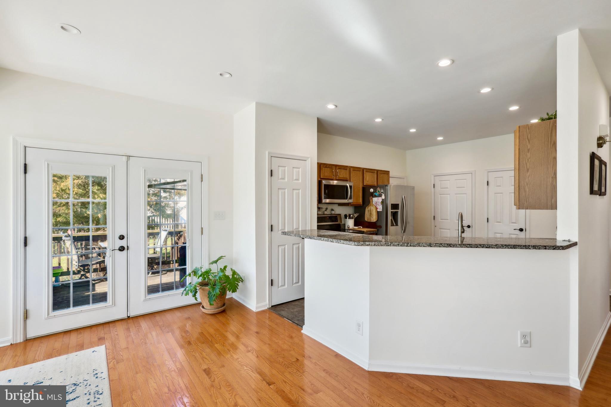 MILLS FARM - Residential