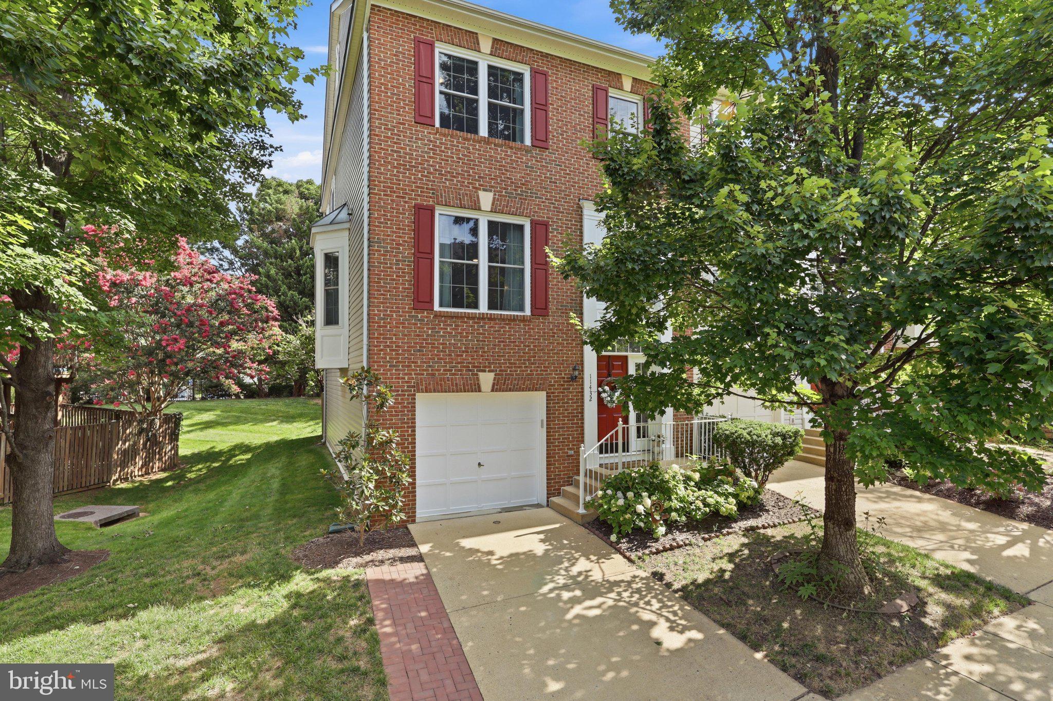 11432 TIGER LILY LANE