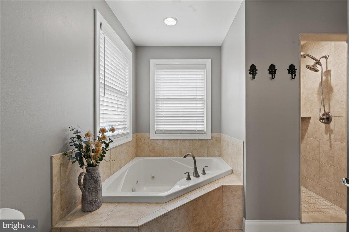 NORTH BEACH PARK - Residential