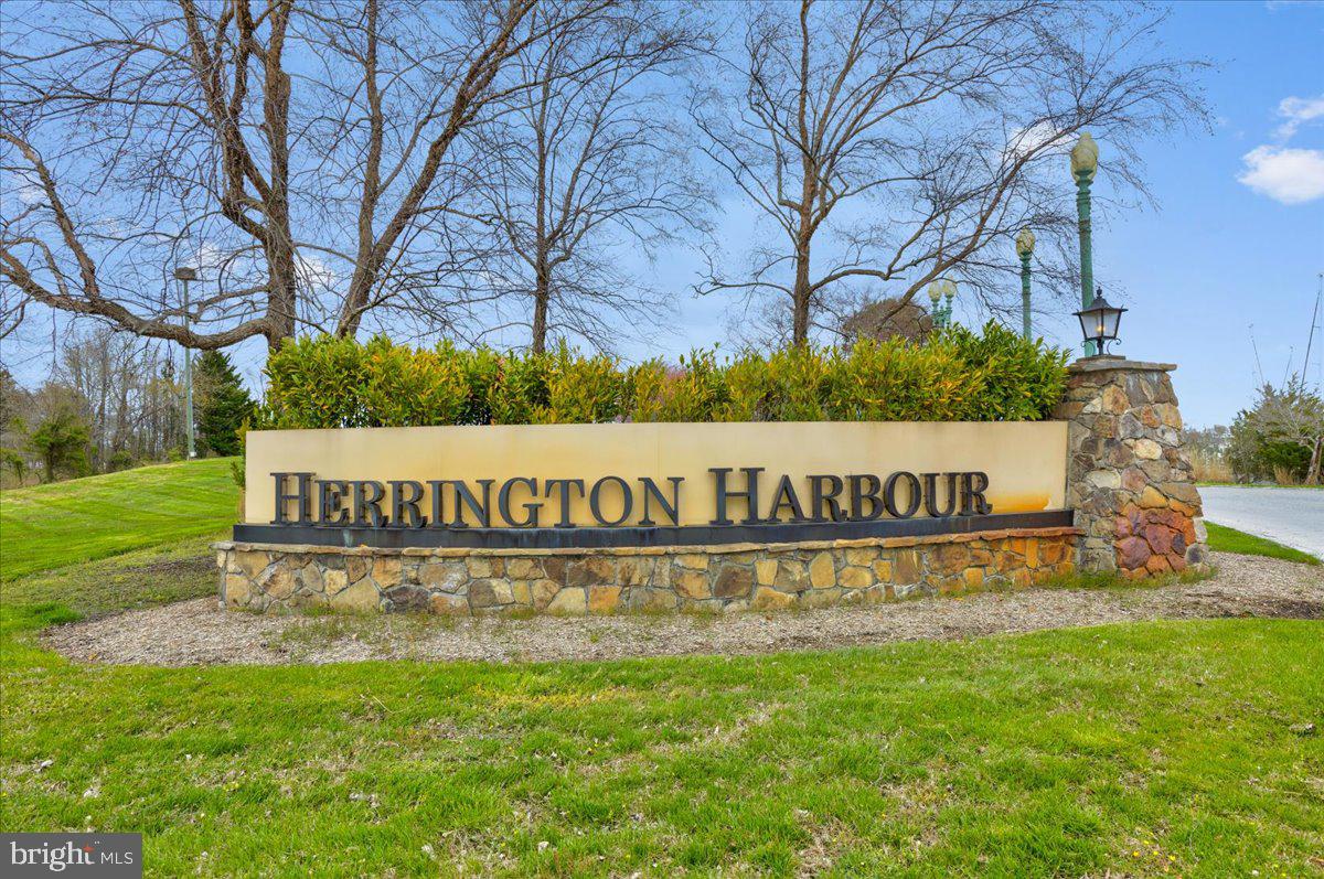 NORTH BEACH PARK - Residential