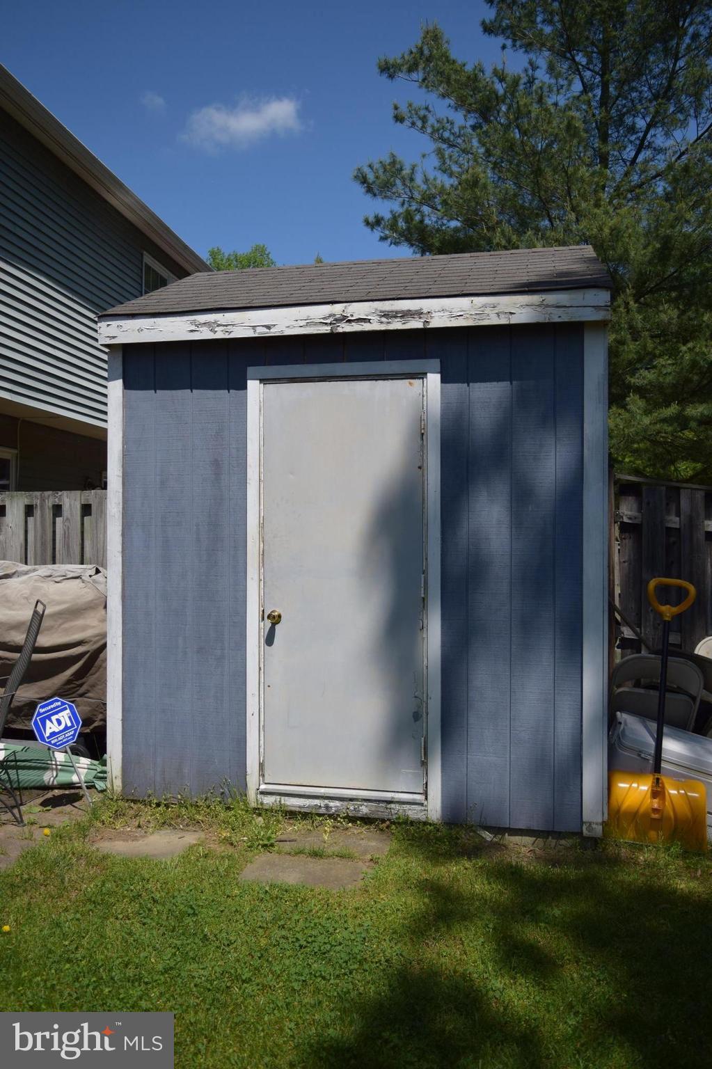 ENFIELD CHASE PLAT TWO - Residential Lease