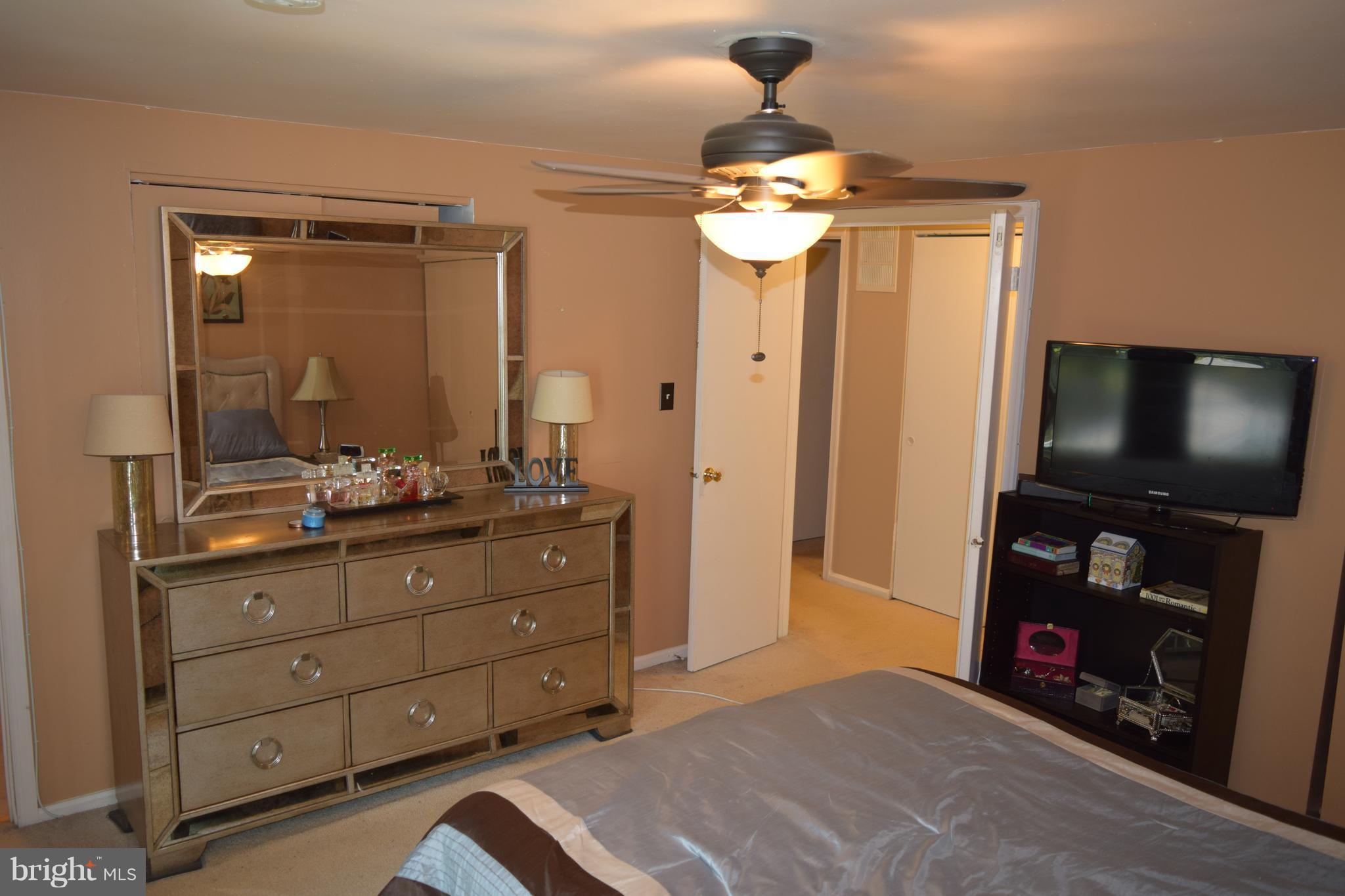 ENFIELD CHASE PLAT TWO - Residential Lease