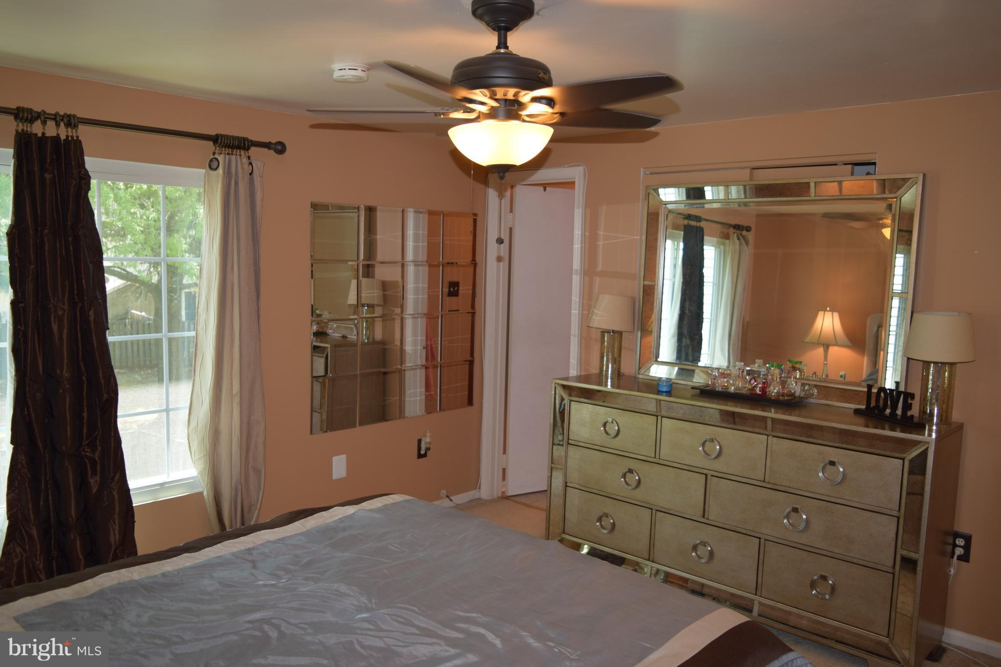 ENFIELD CHASE PLAT TWO - Residential Lease