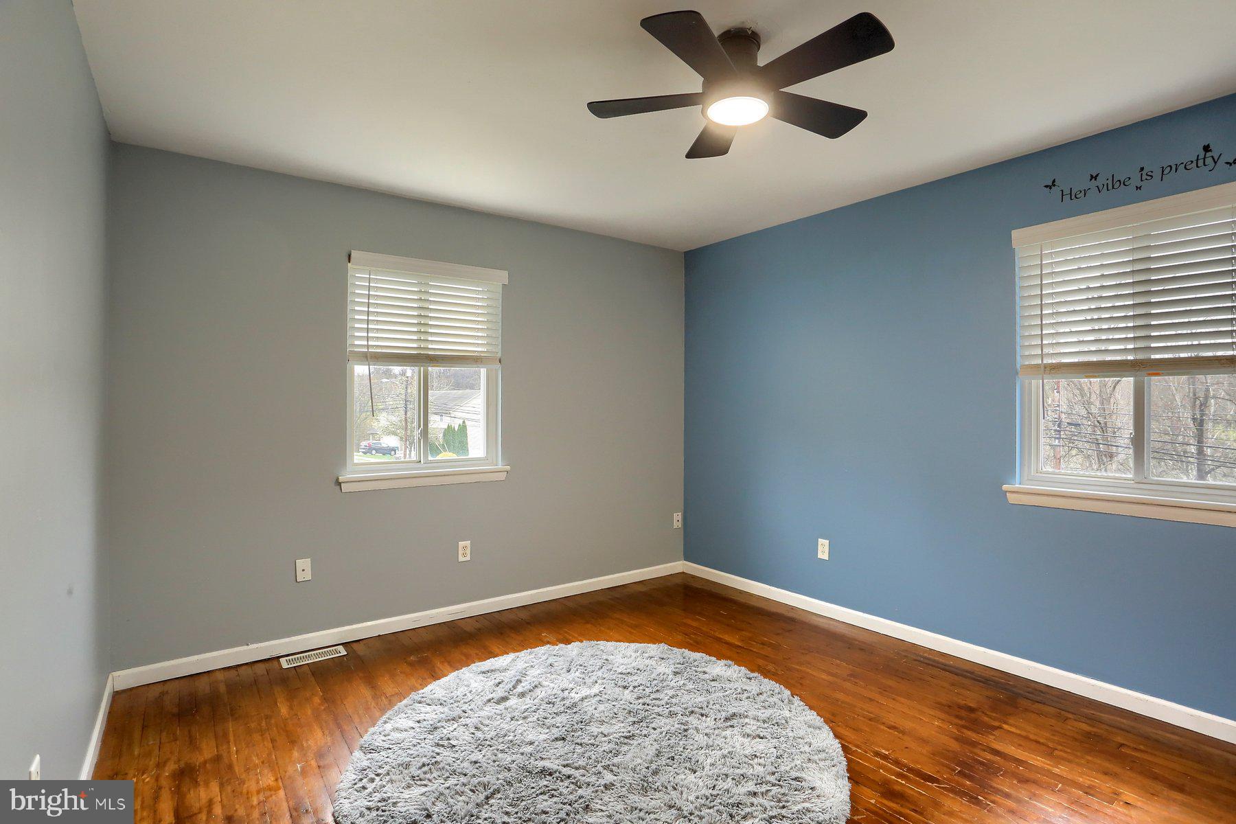 RIDLEY PARK - Residential