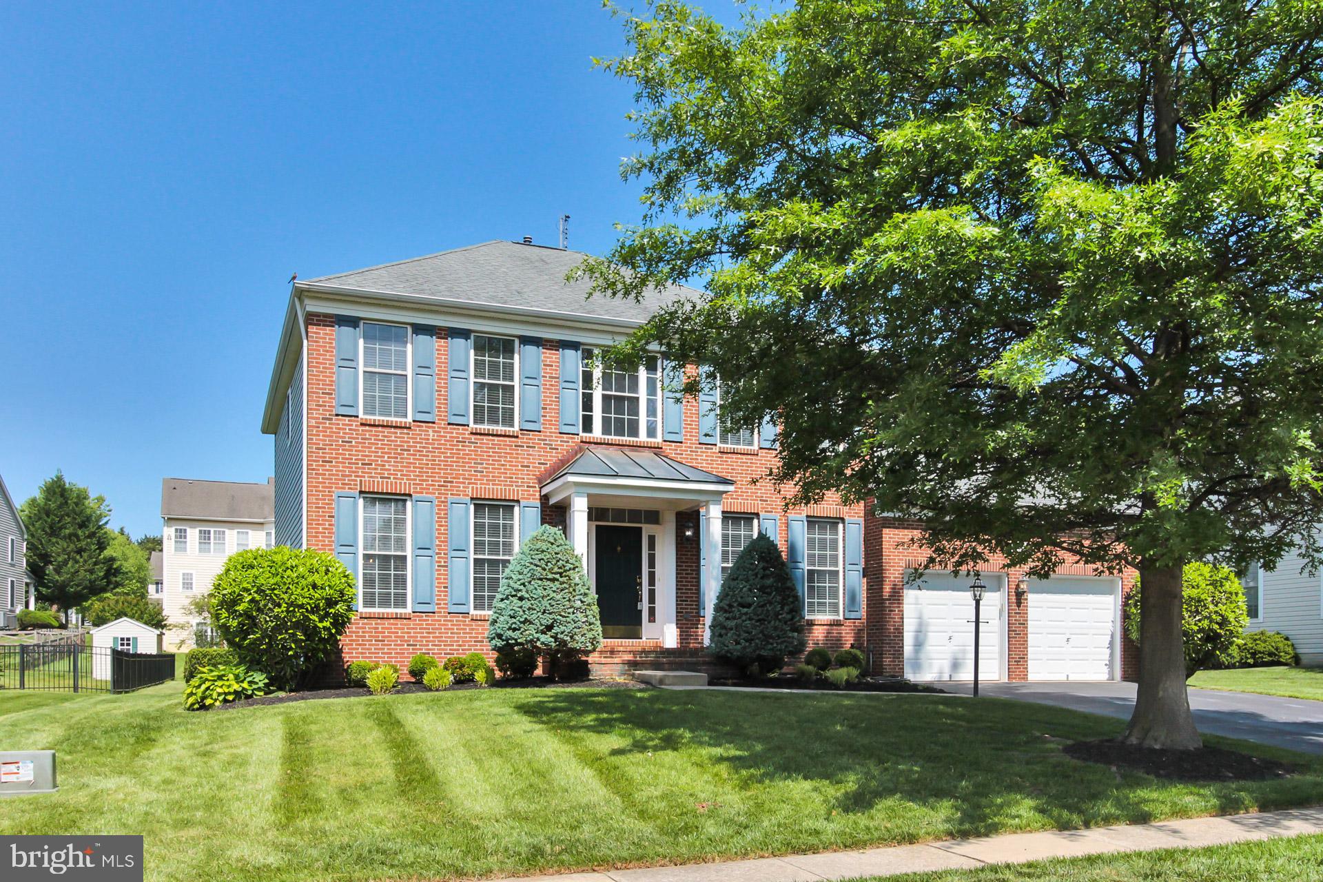 PEMBROOKE - Residential