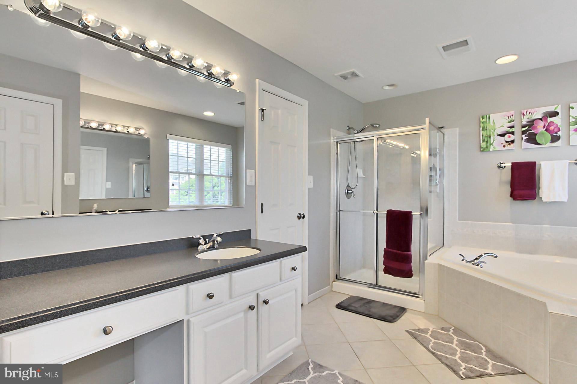 PEMBROOKE - Residential