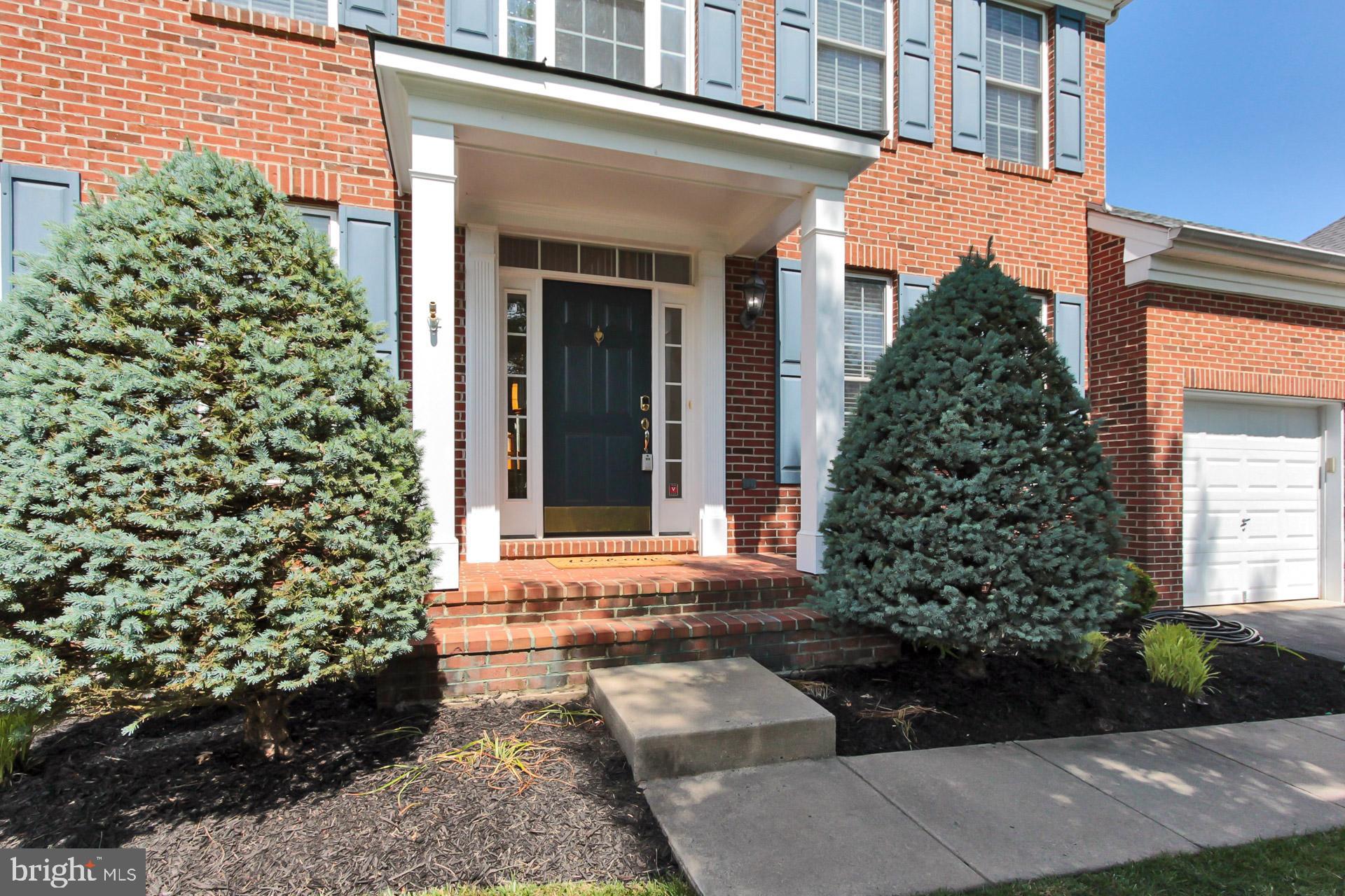 PEMBROOKE - Residential