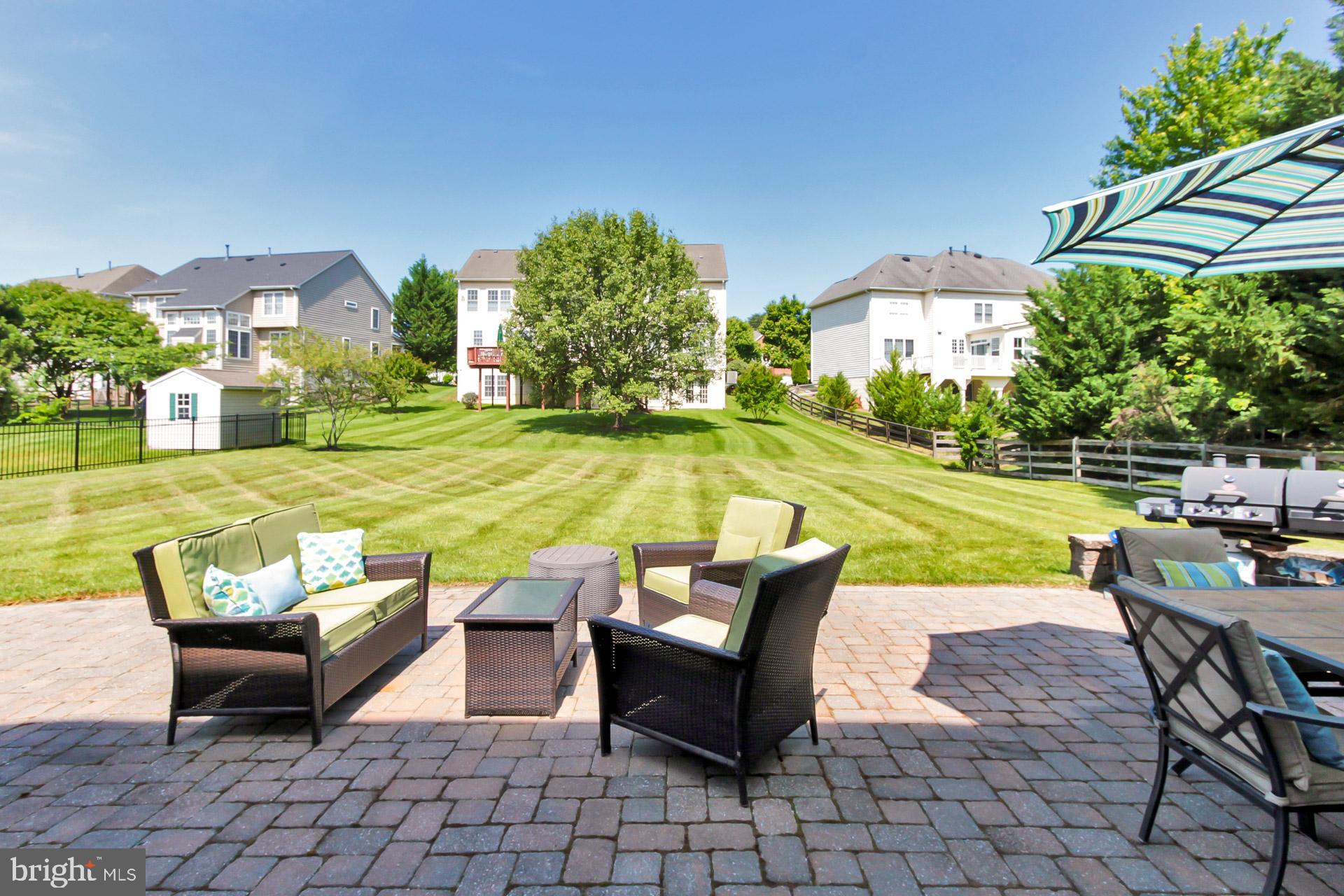 PEMBROOKE - Residential