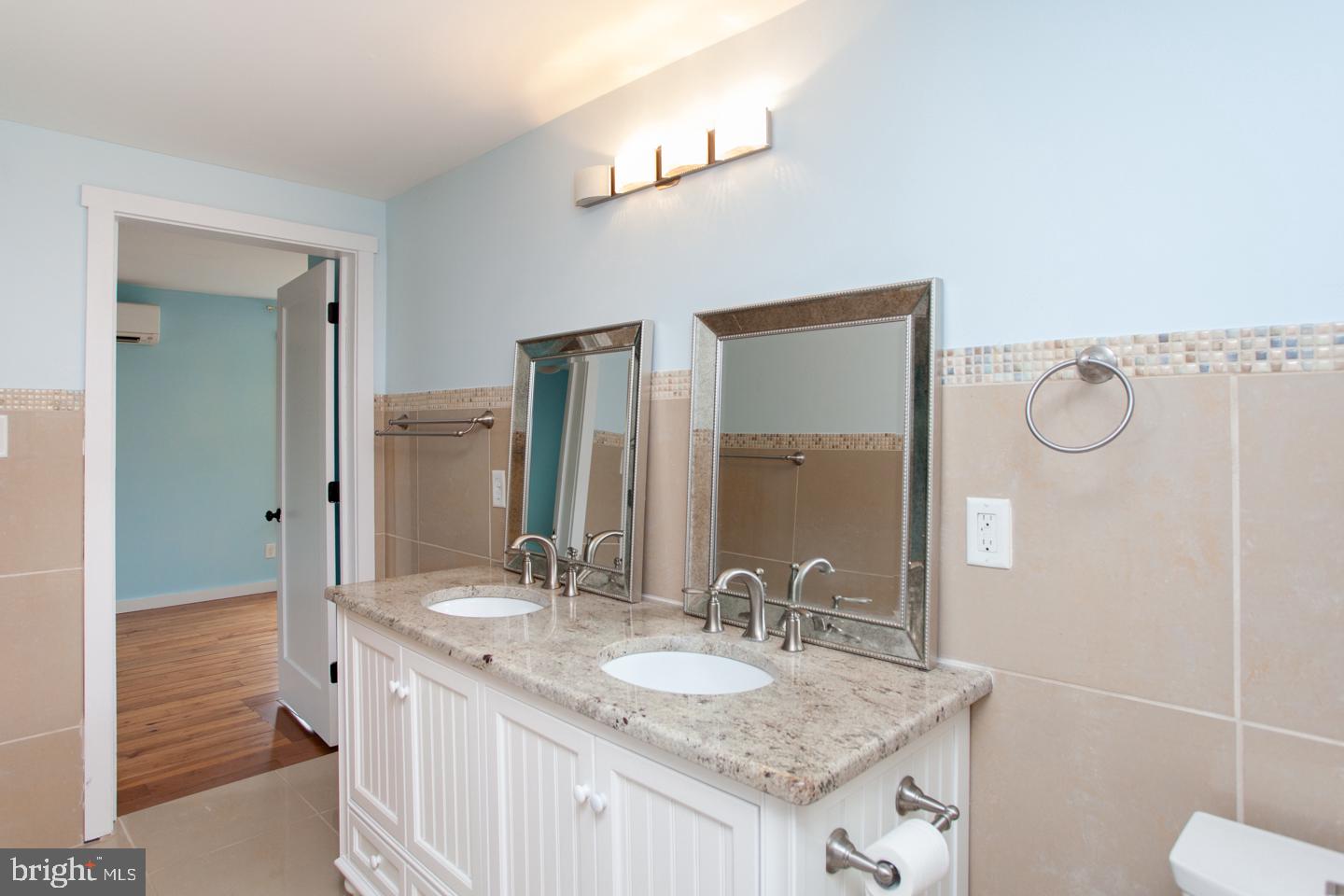 FLOURTOWN - Residential