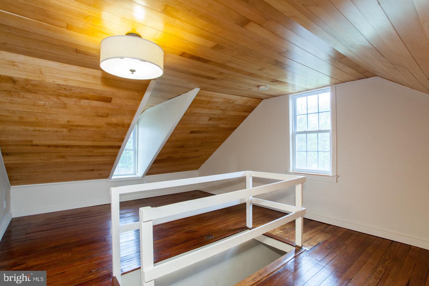 FLOURTOWN - Residential