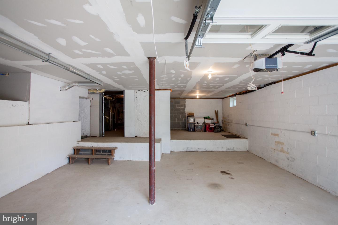 FLOURTOWN - Residential