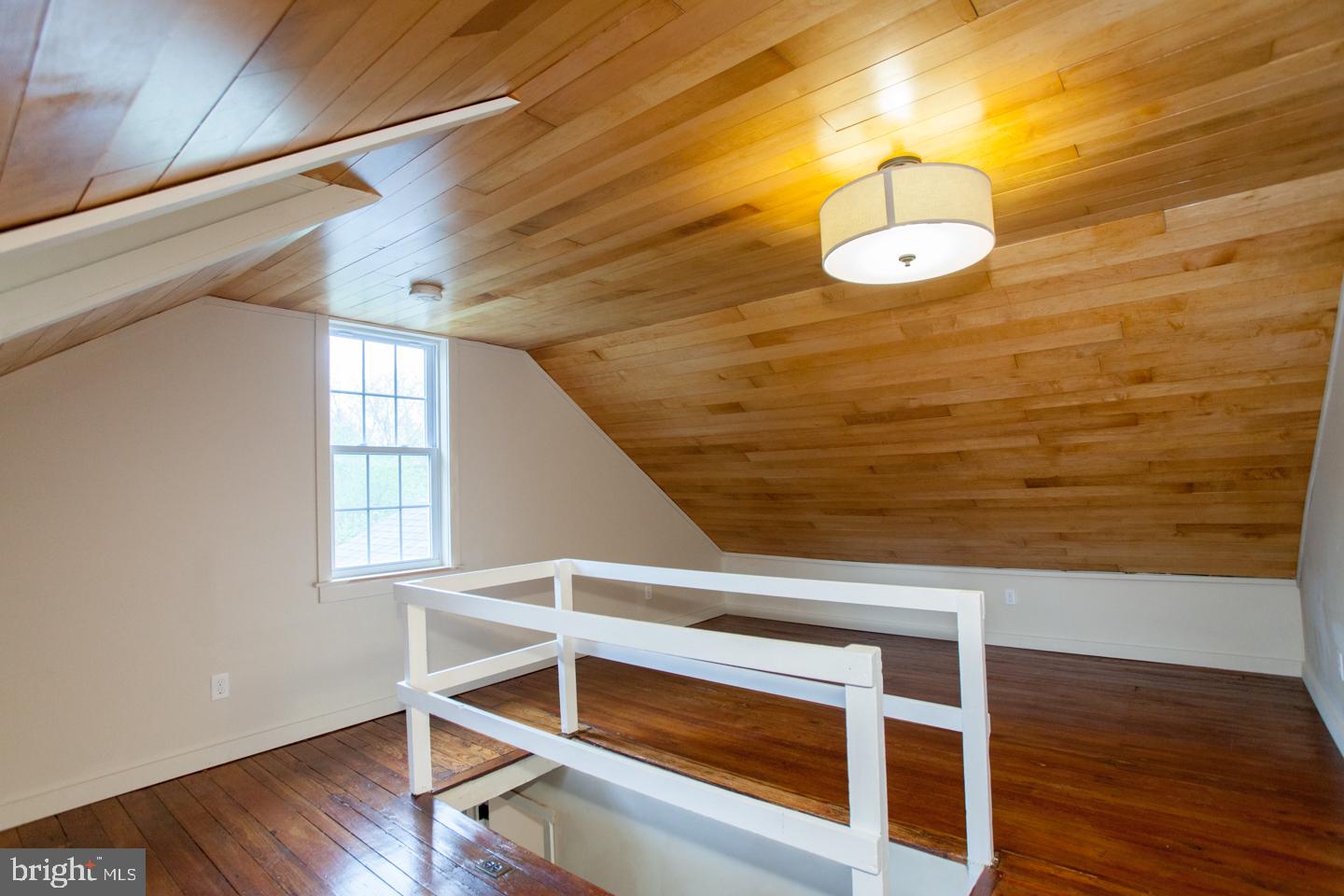 FLOURTOWN - Residential