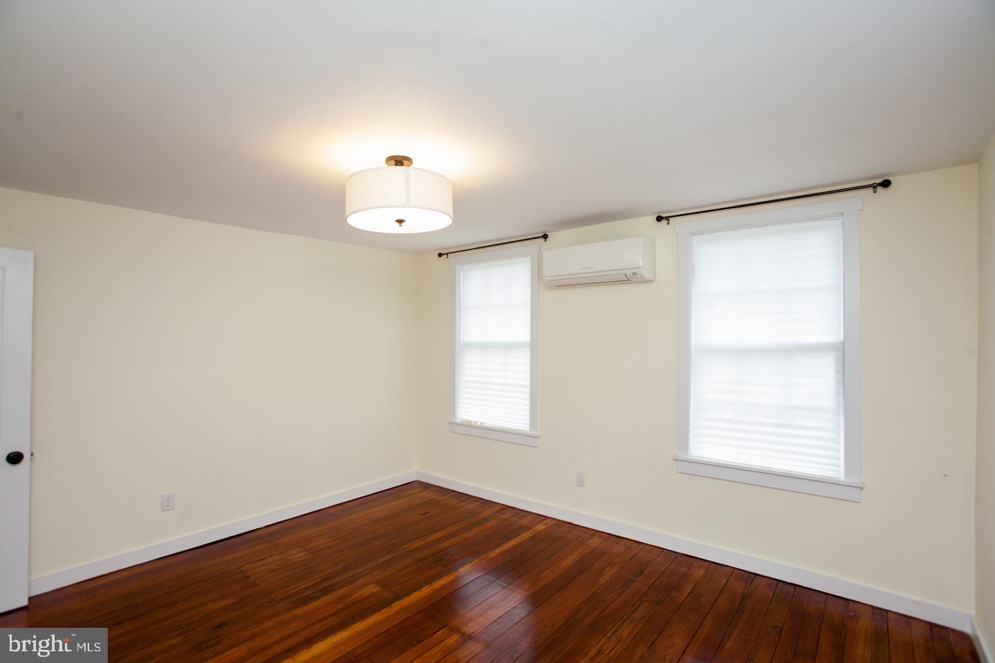 FLOURTOWN - Residential