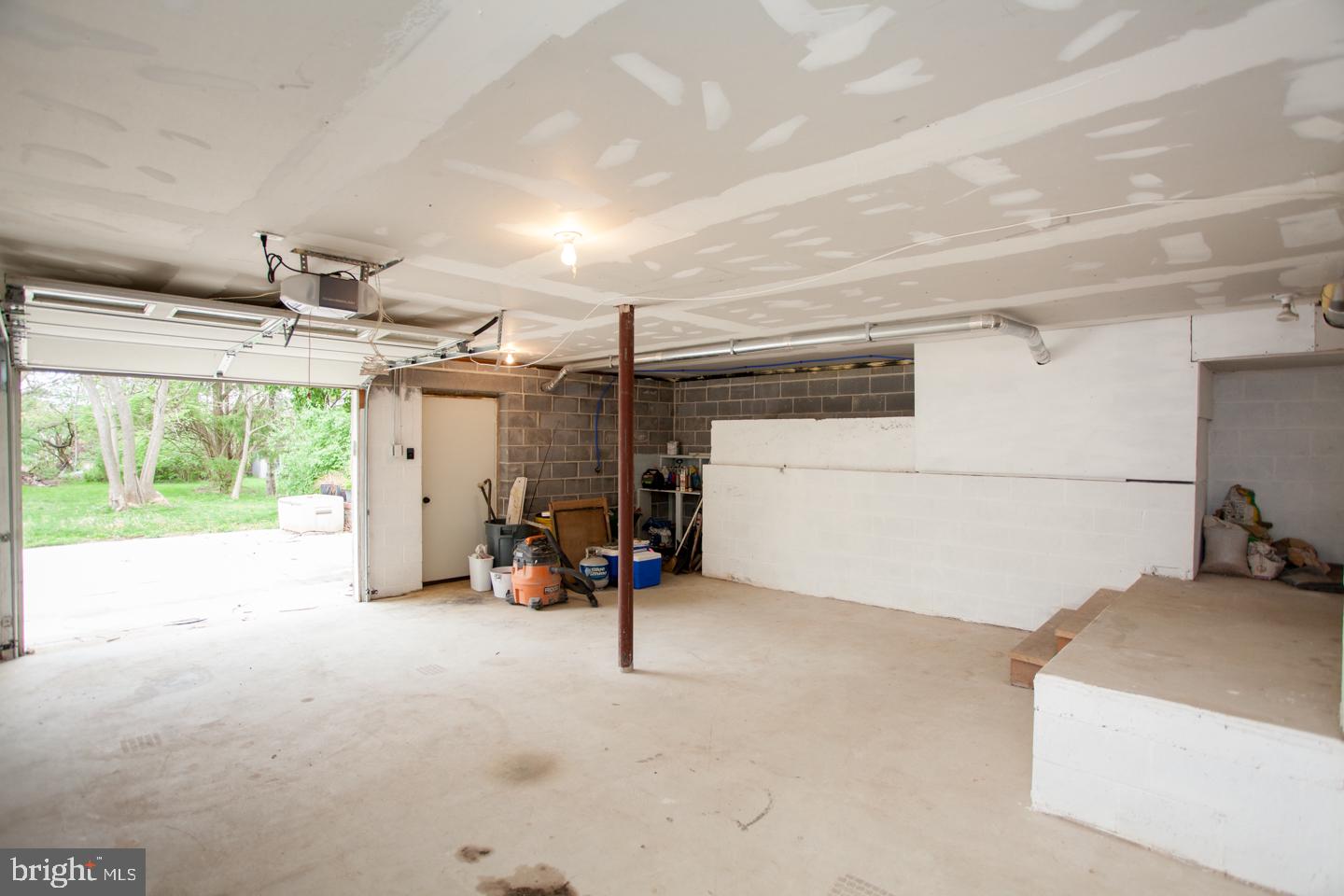 FLOURTOWN - Residential