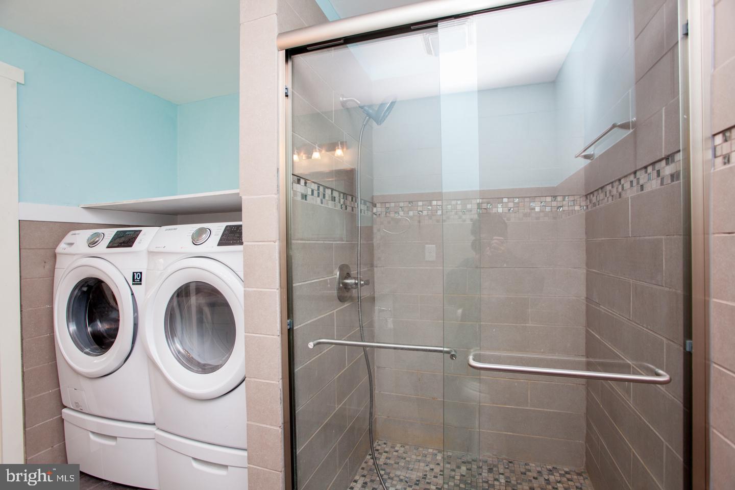 FLOURTOWN - Residential