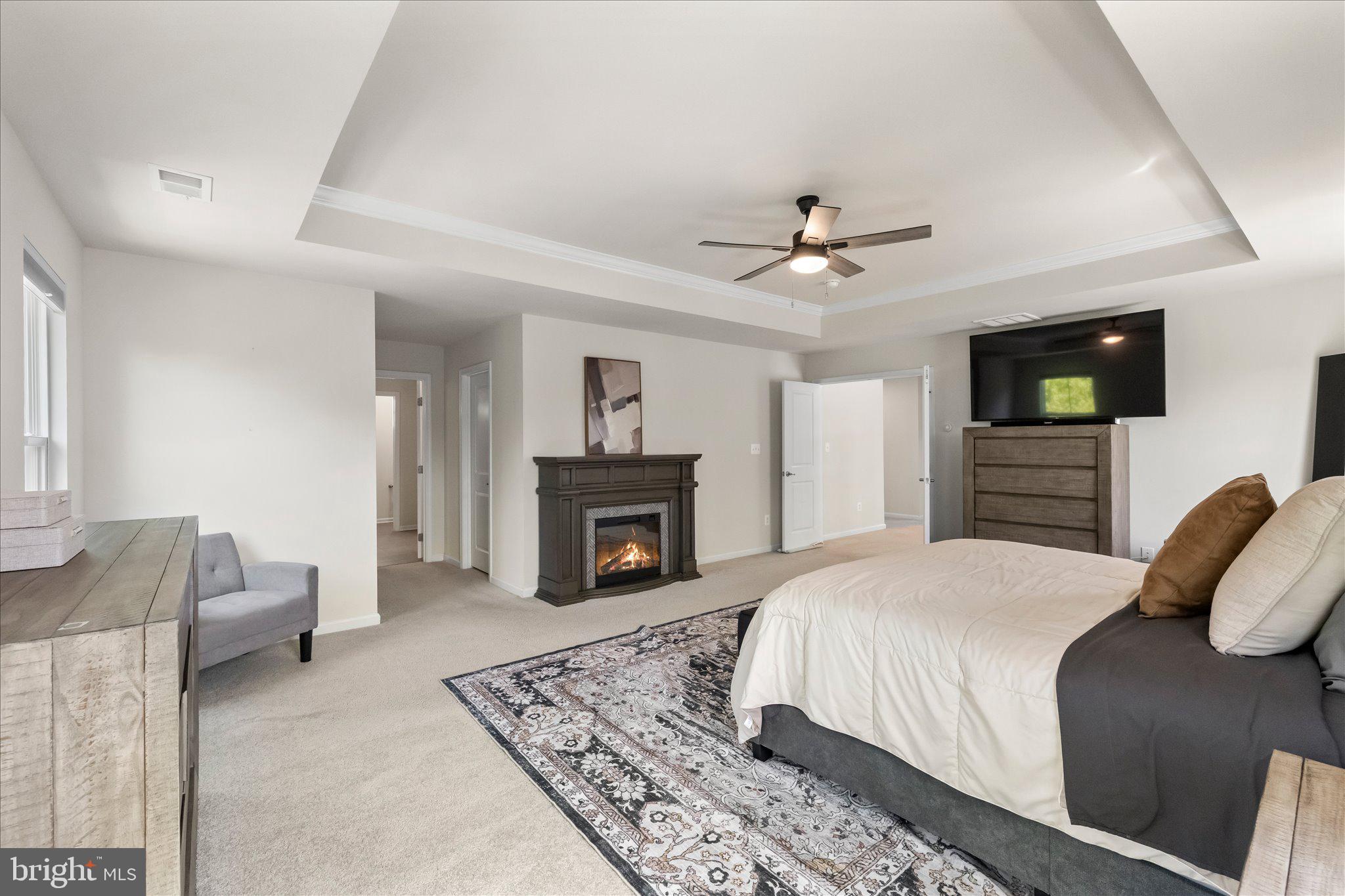 MAY'S QUARTER - Residential