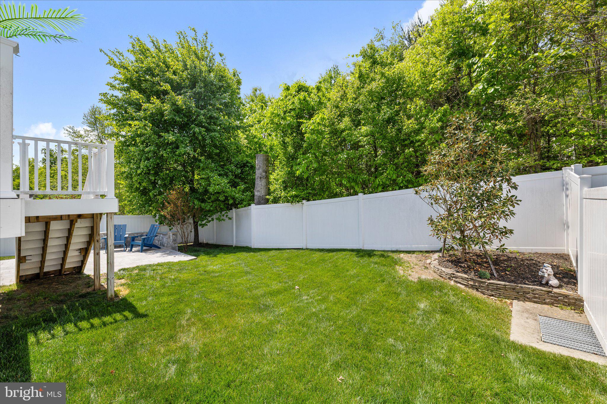 MAY'S QUARTER - Residential