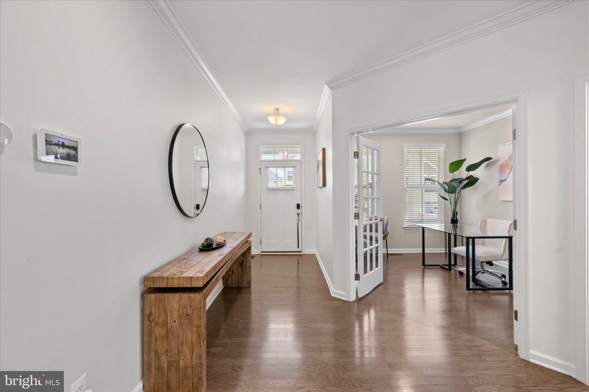 MAY'S QUARTER - Residential