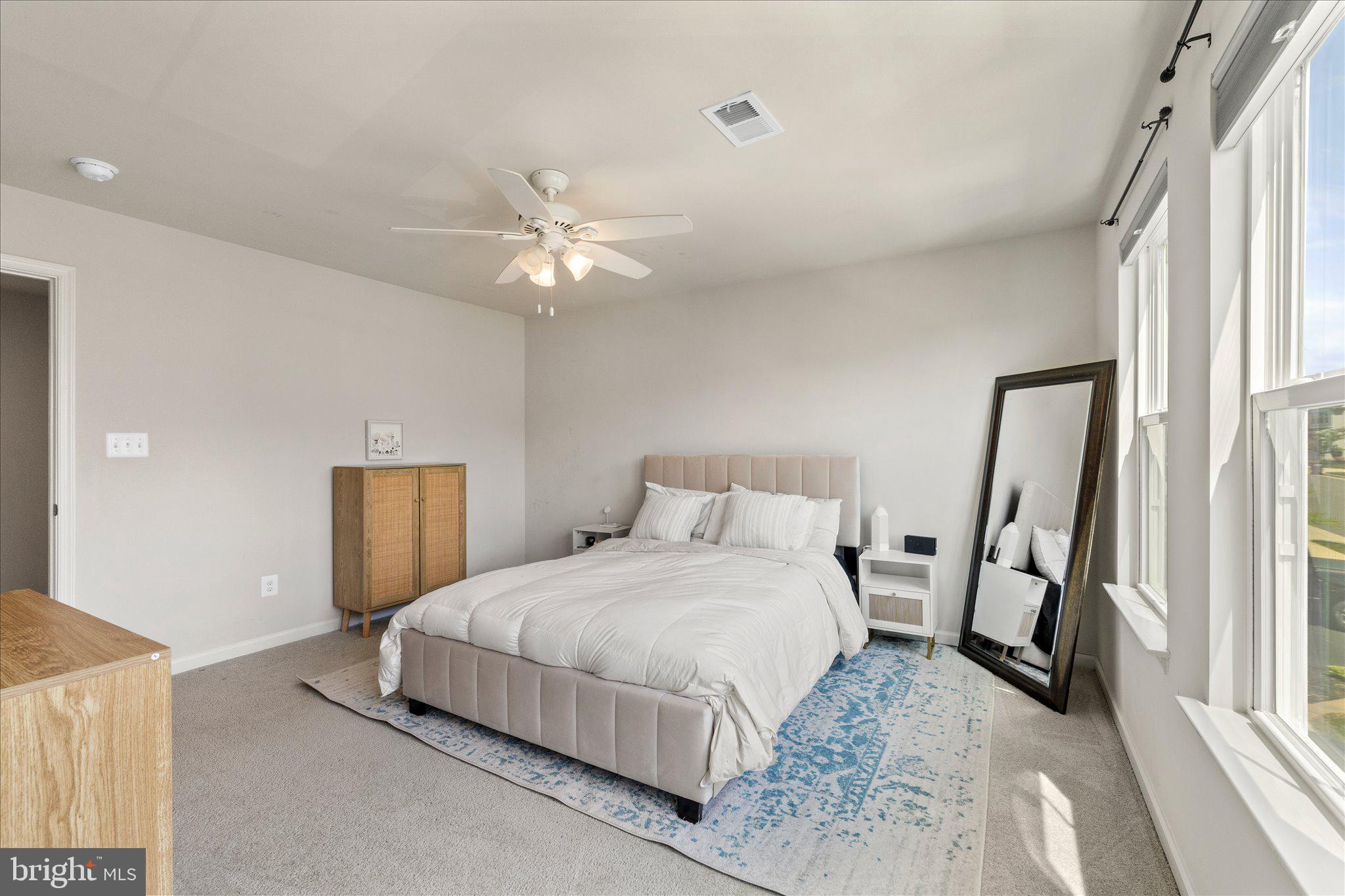 MAY'S QUARTER - Residential