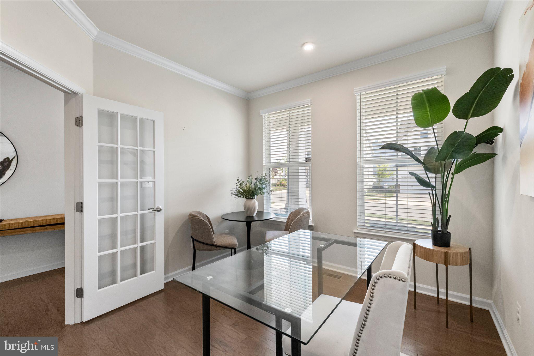 MAY'S QUARTER - Residential