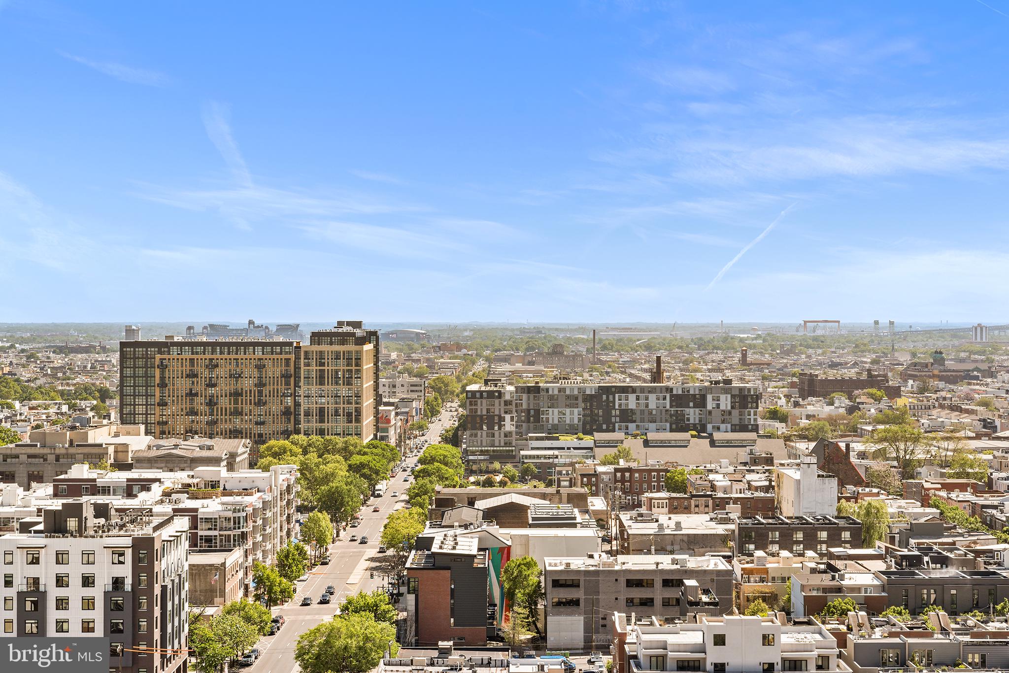 AVENUE OF THE ARTS - Residential