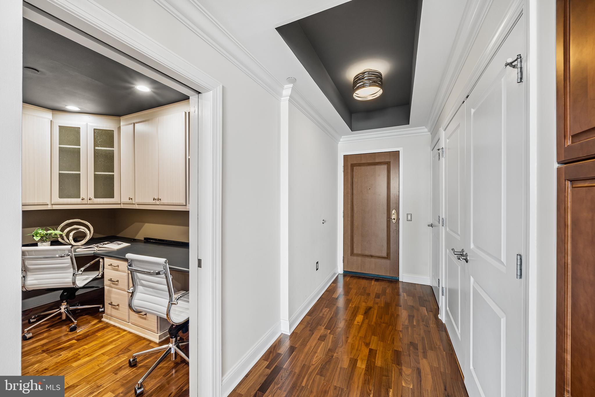 AVENUE OF THE ARTS - Residential