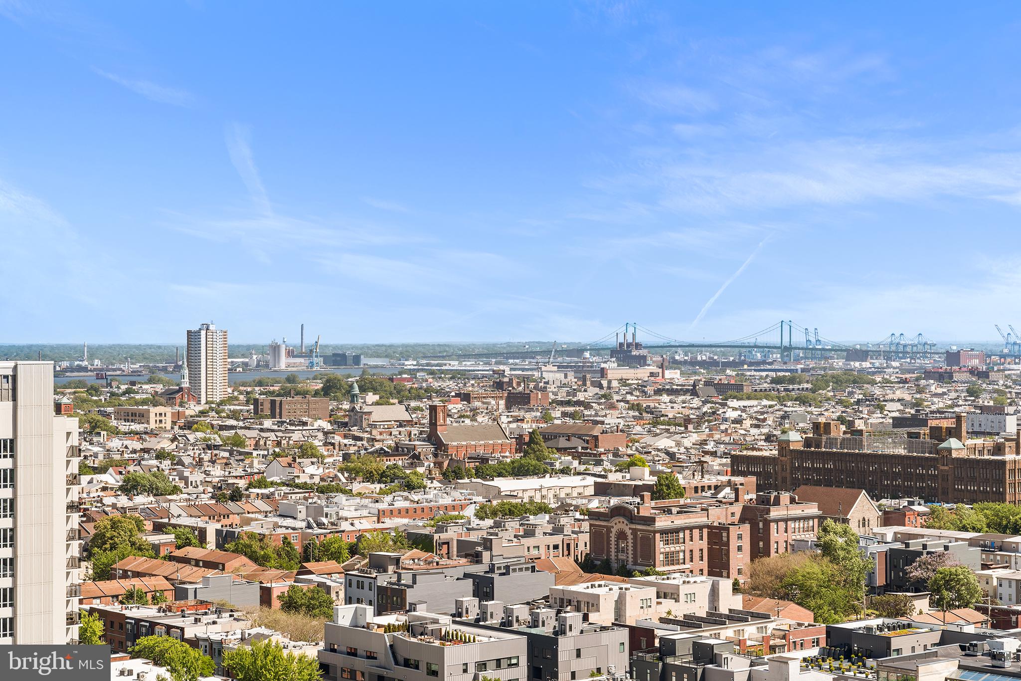 AVENUE OF THE ARTS - Residential