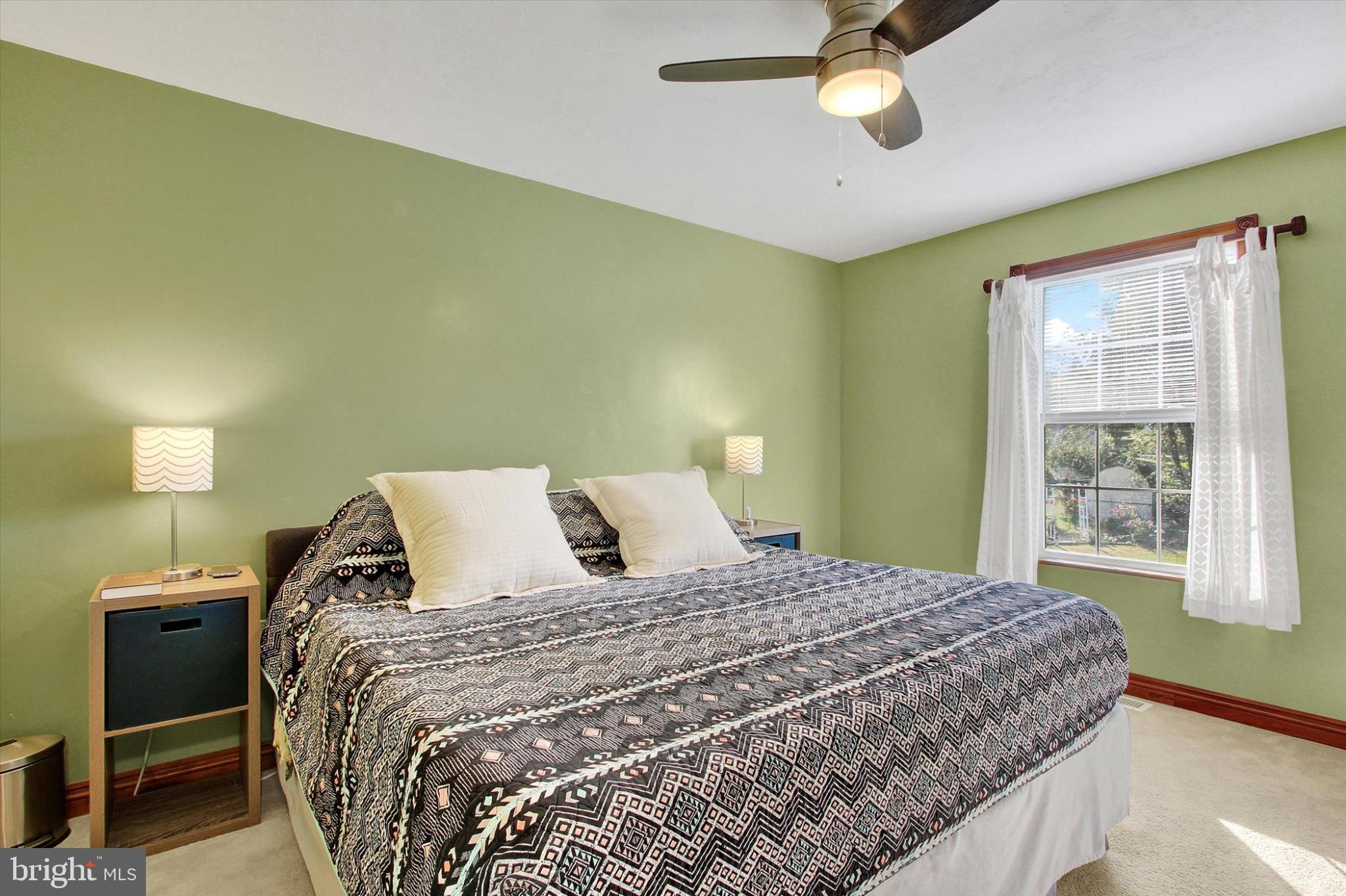 ABBOTTSTOWN - Residential