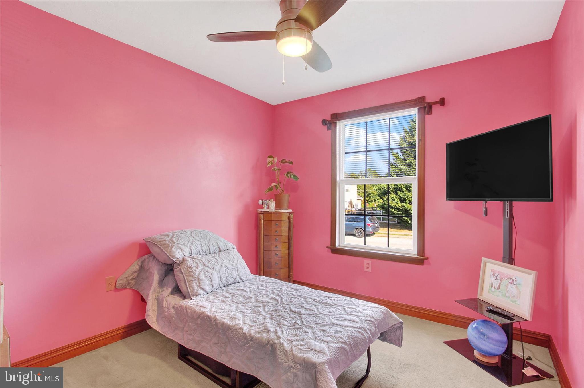 ABBOTTSTOWN - Residential