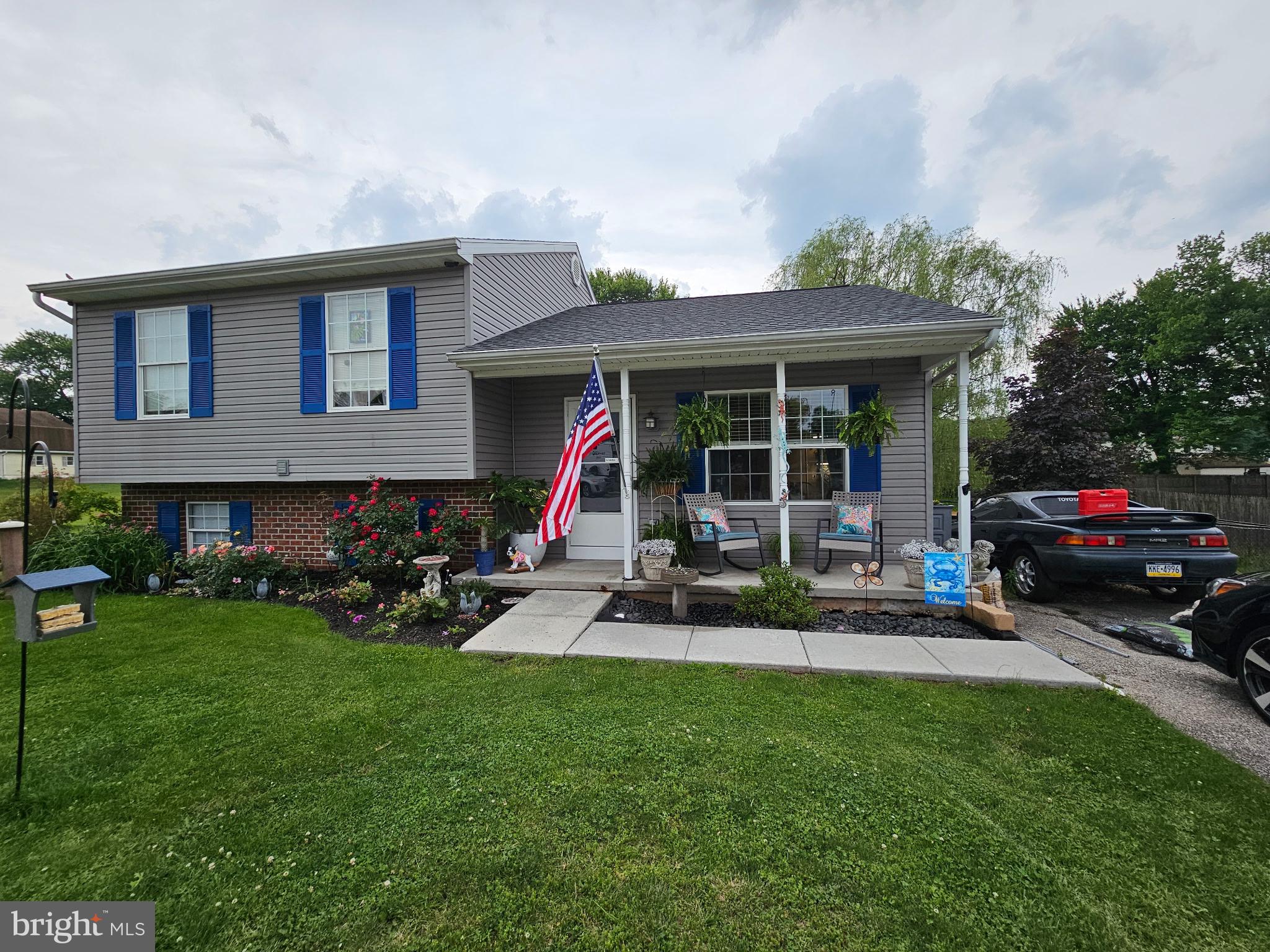 180 ABBOTTS DRIVE