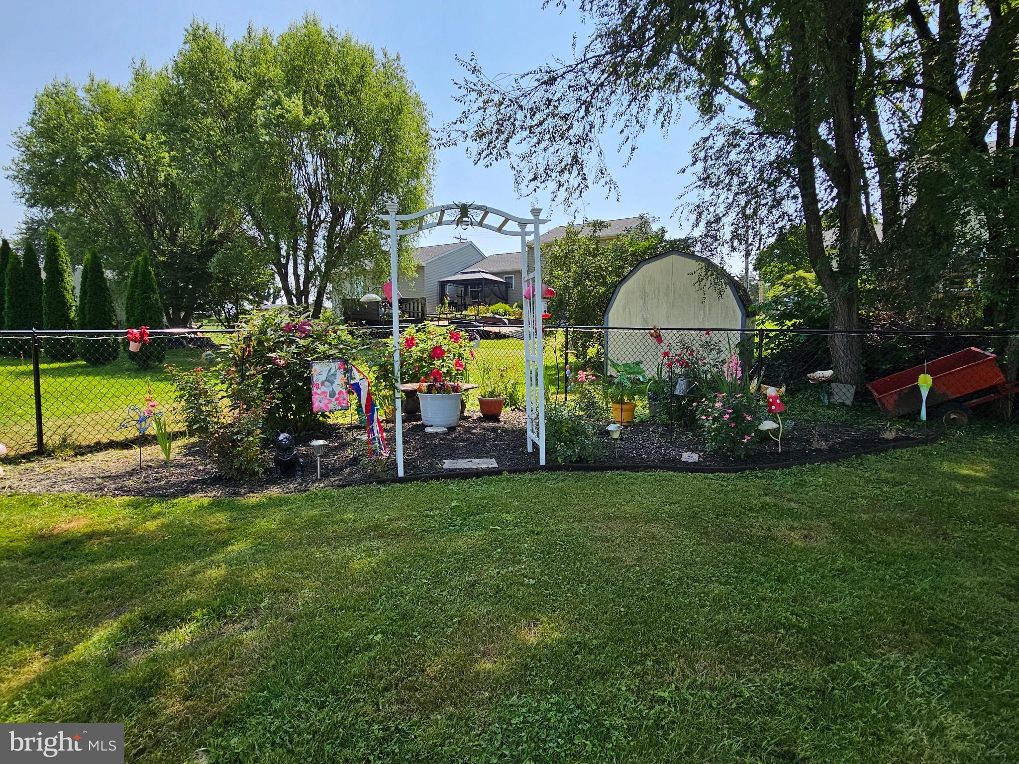 ABBOTTSTOWN - Residential