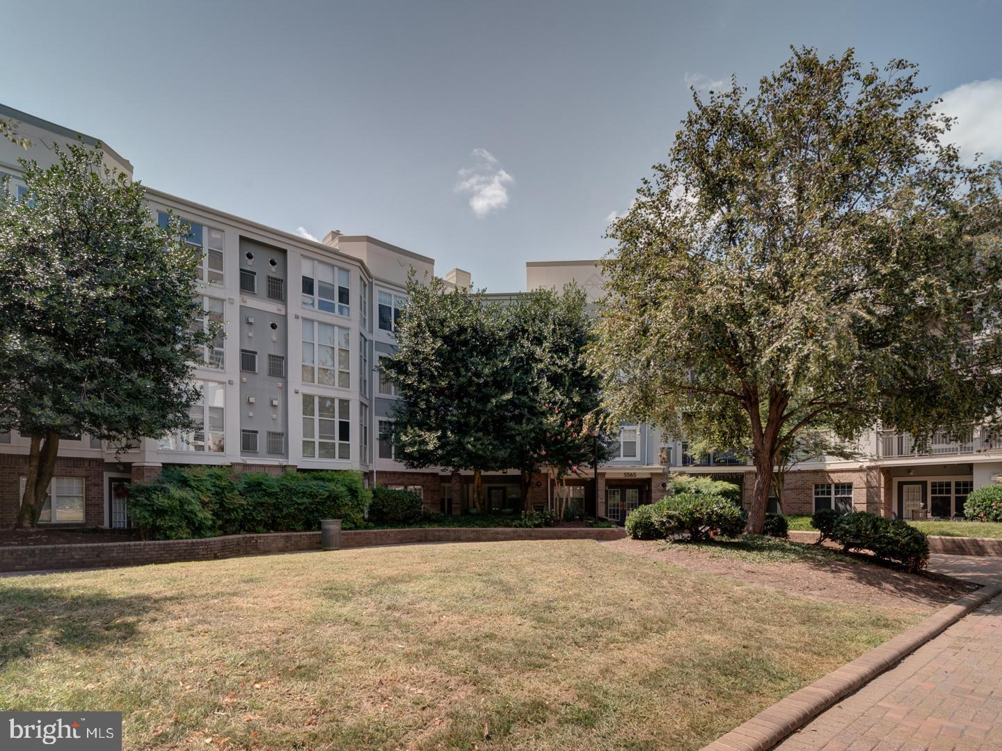 5565 SEMINARY ROAD 214