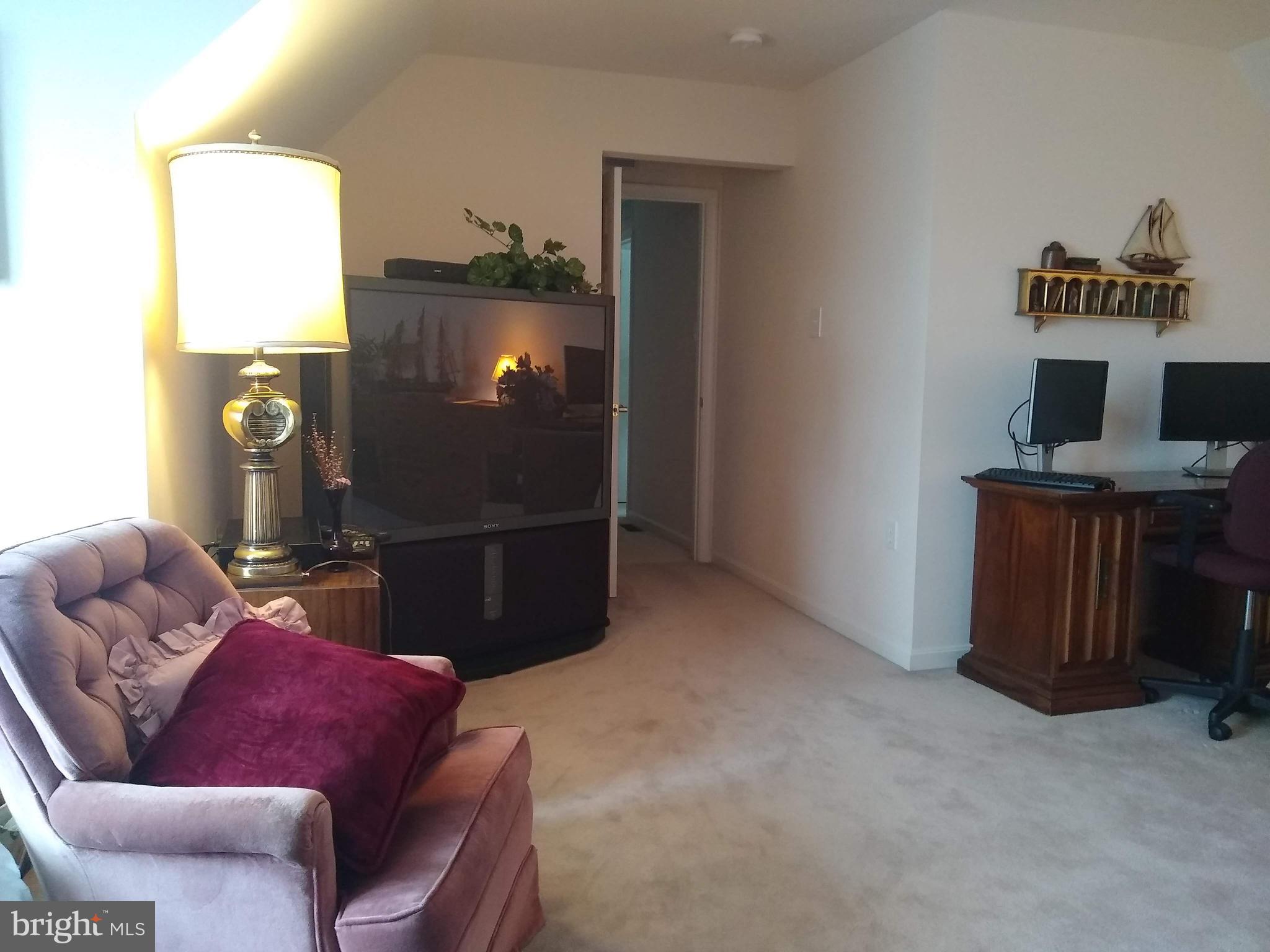 BEACON HILL HEIGHTS - Residential