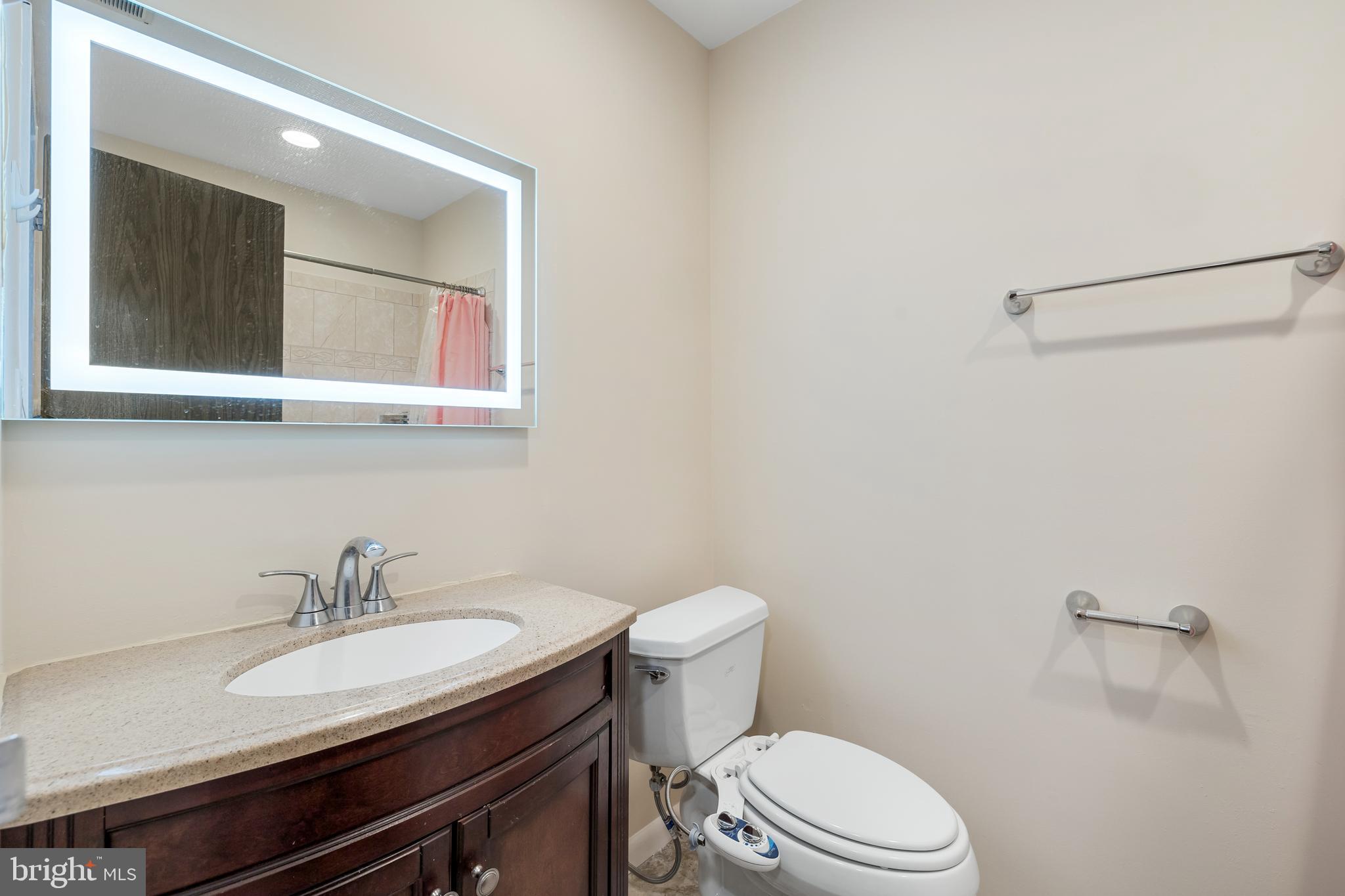 HUNTING RIDGE CONDOMINIUM - Residential