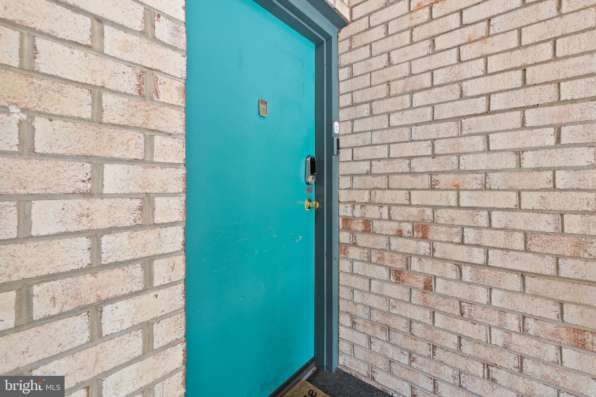 HUNTING RIDGE CONDOMINIUM - Residential