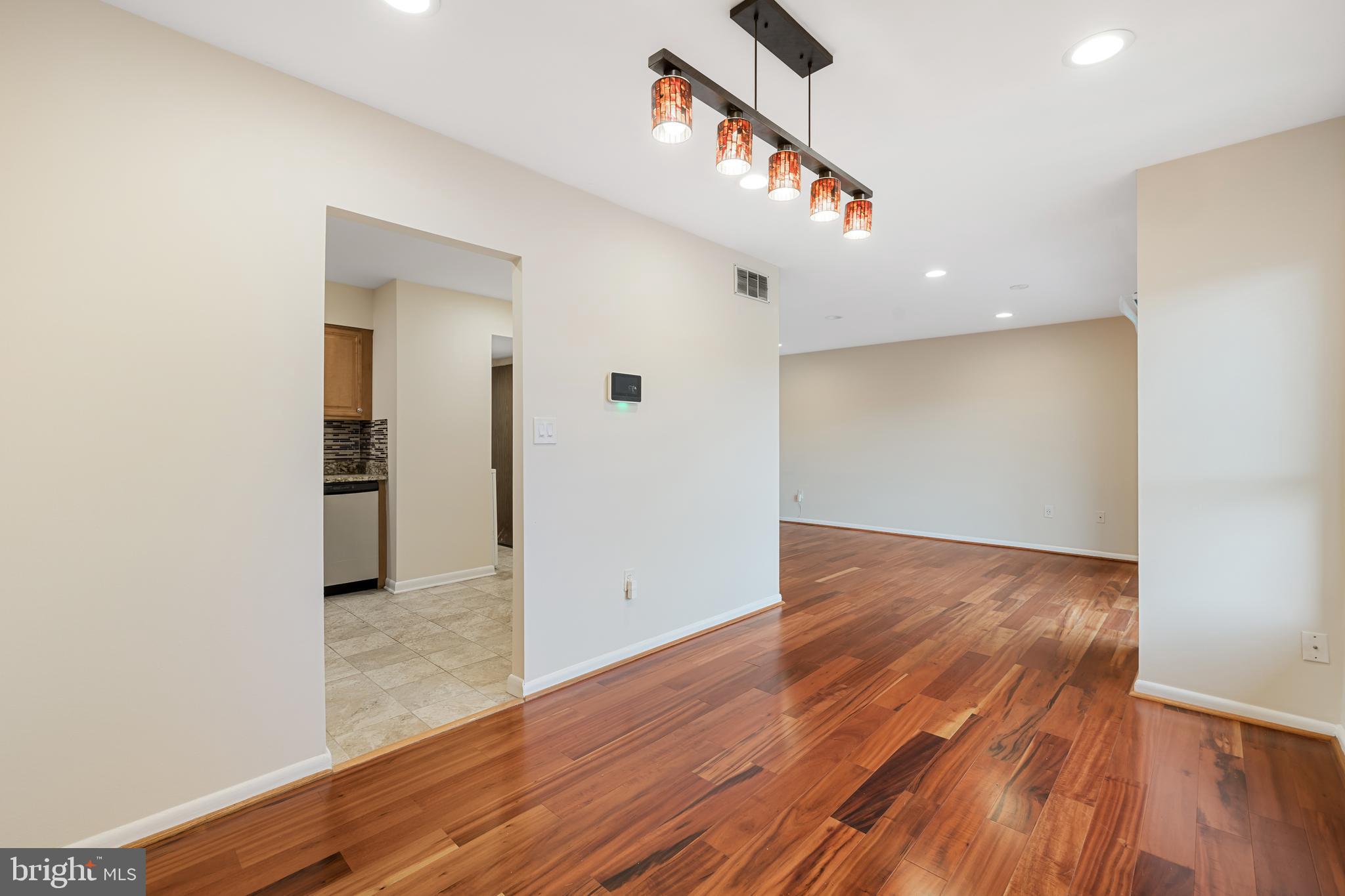 HUNTING RIDGE CONDOMINIUM - Residential