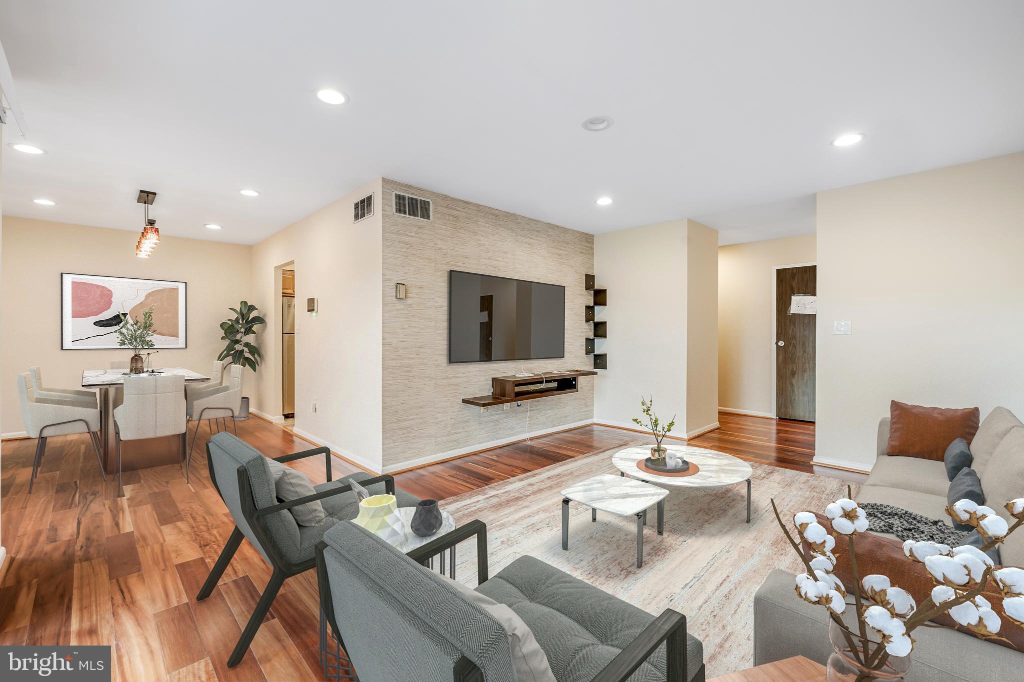 HUNTING RIDGE CONDOMINIUM - Residential