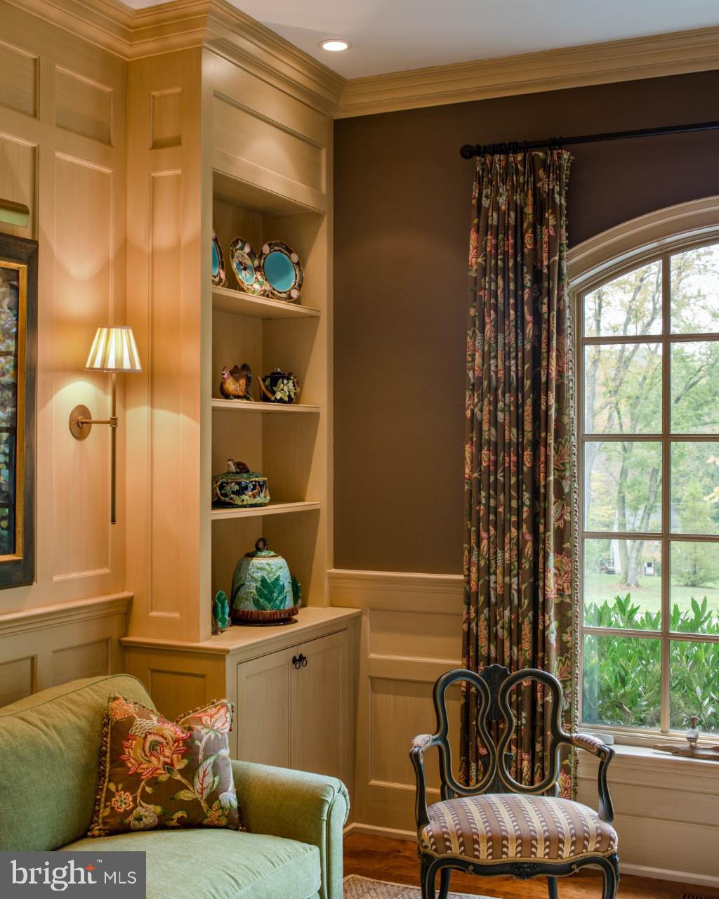 CHADDS FORD - Residential