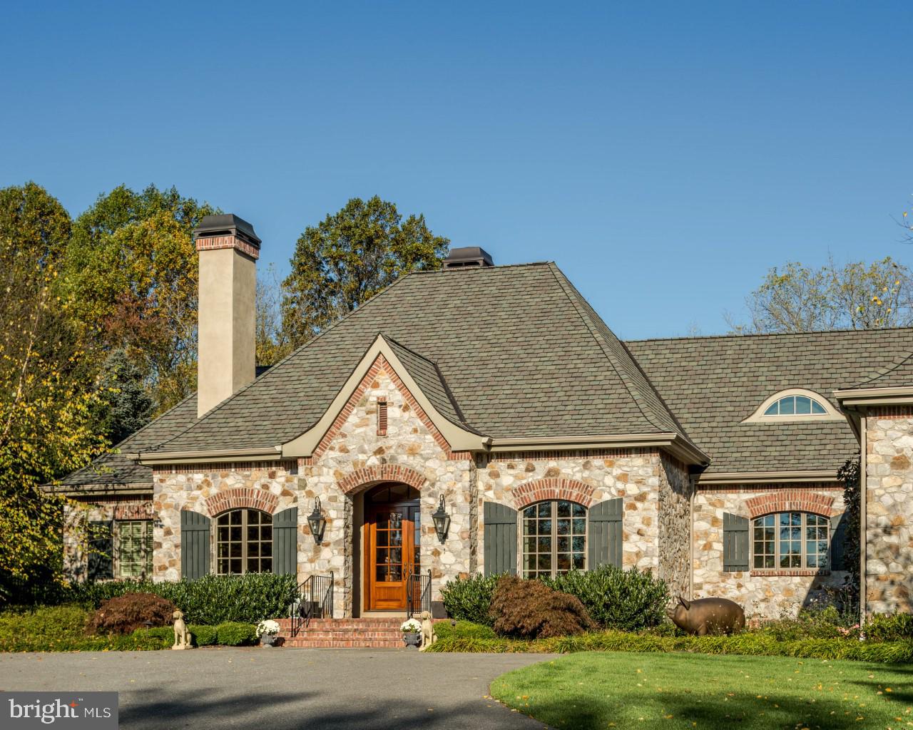 CHADDS FORD - Residential